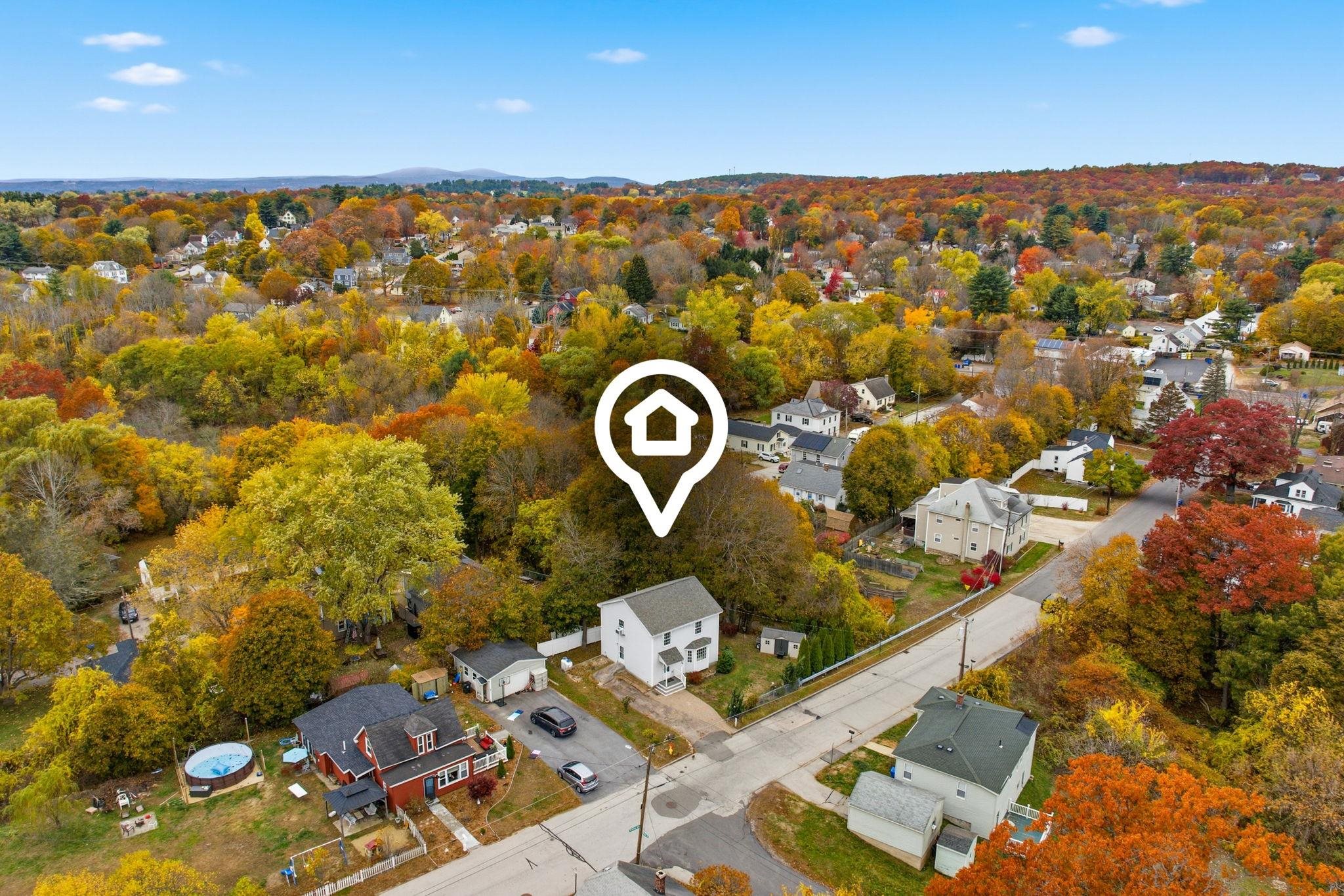 121 Peabody Ave, Manchester, NH 03109