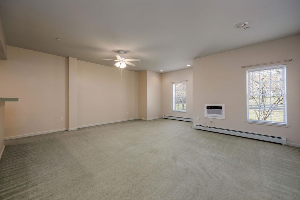 Living Room 24340643