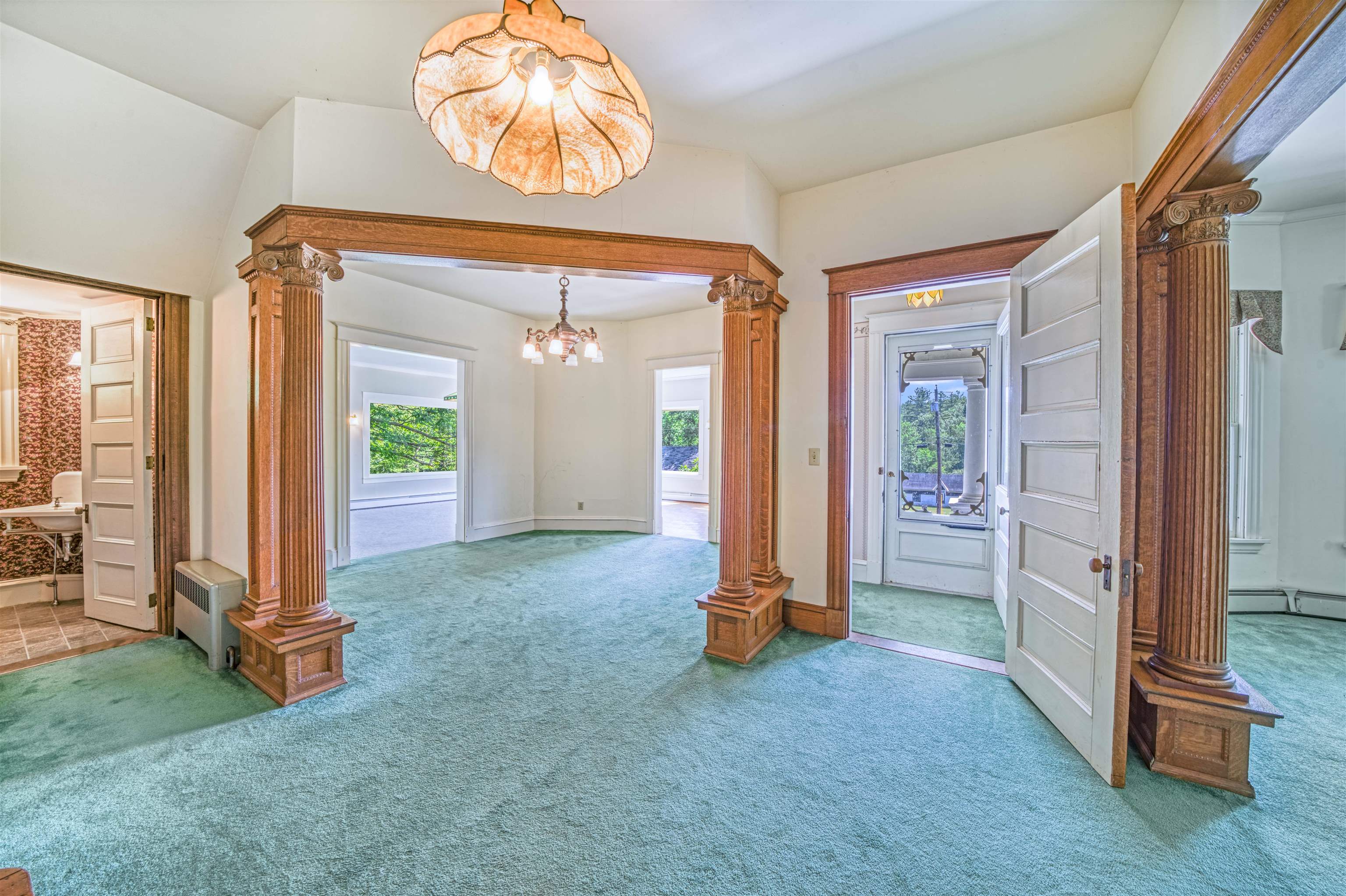 242 Prospect Hill Rd, Sunapee, NH 03782