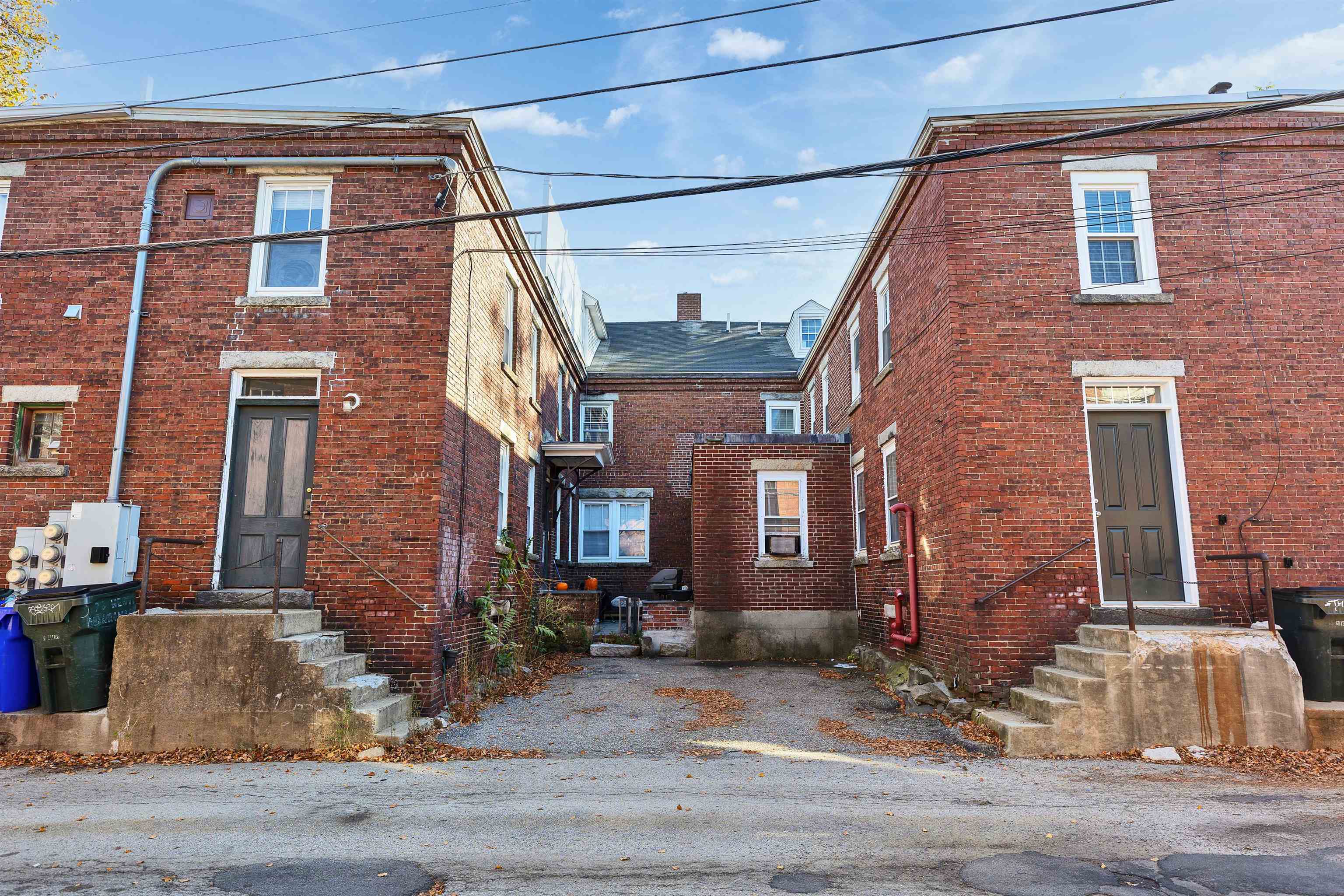 76 W Merrimack St, Manchester, NH 03101