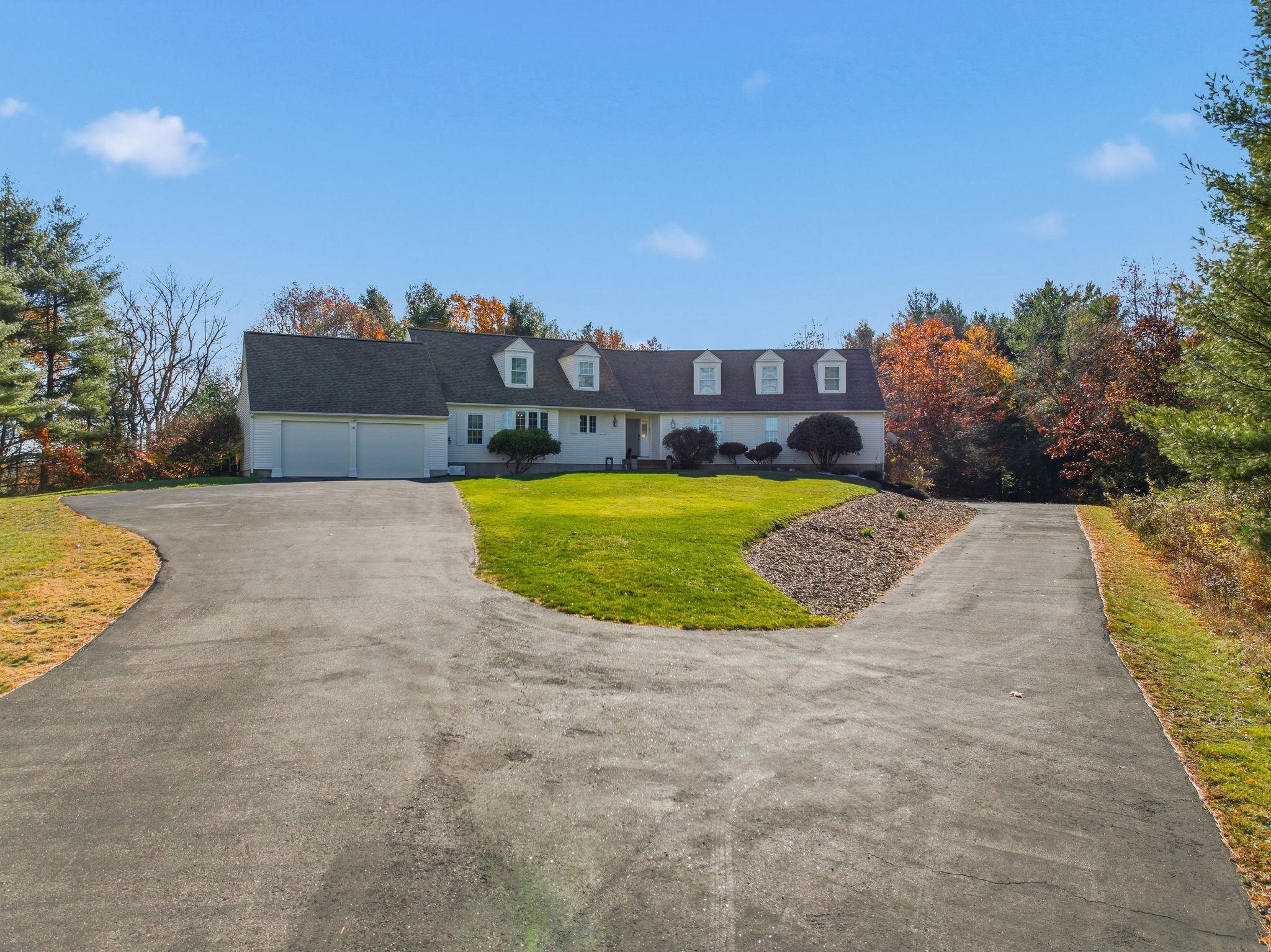 276 N Amherst Rd, Bedford, NH 03110