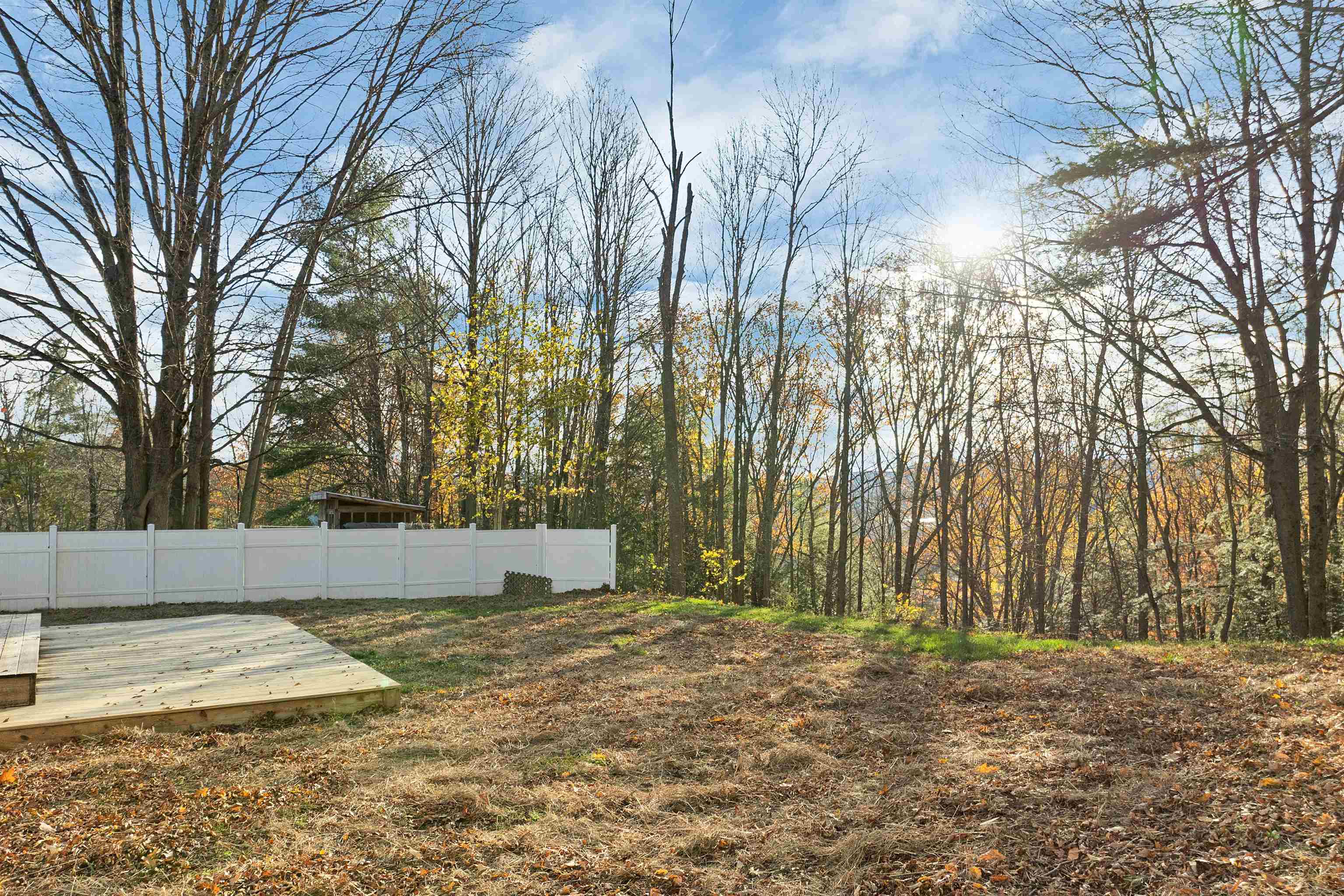 13 Pasture Ln, Lebanon, NH 03784