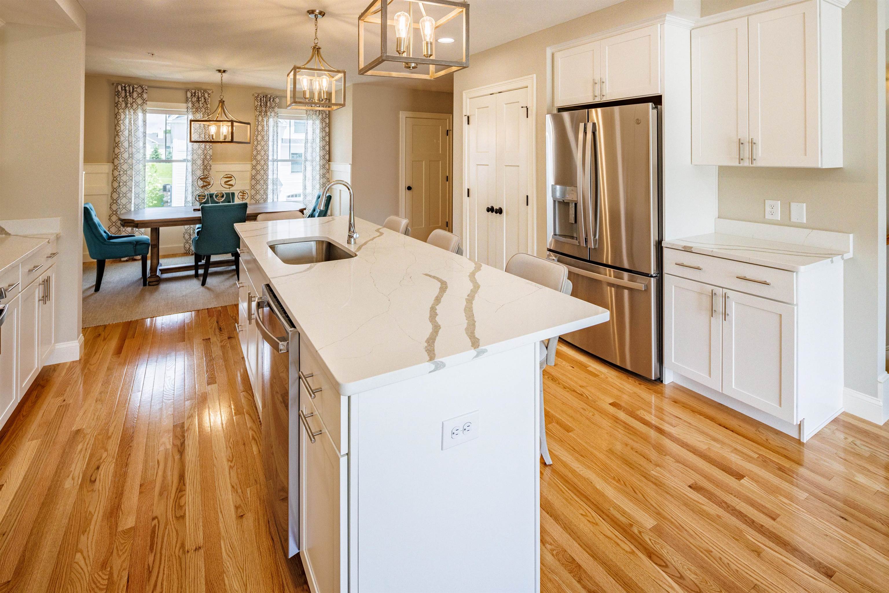 18 Lenox Dr, Dover, NH 03820