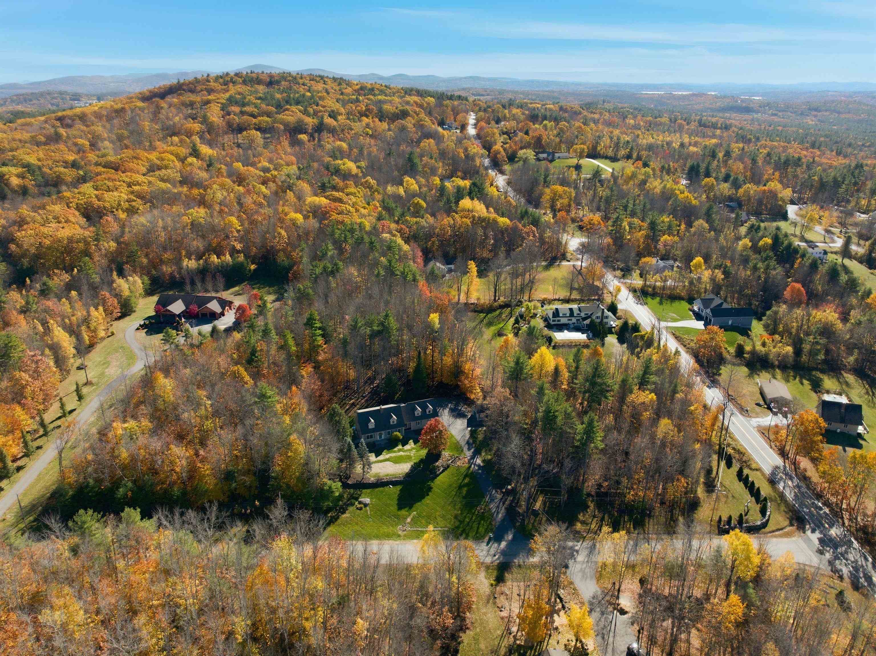 5 Clover Ridge Rd, Meredith, NH 03253