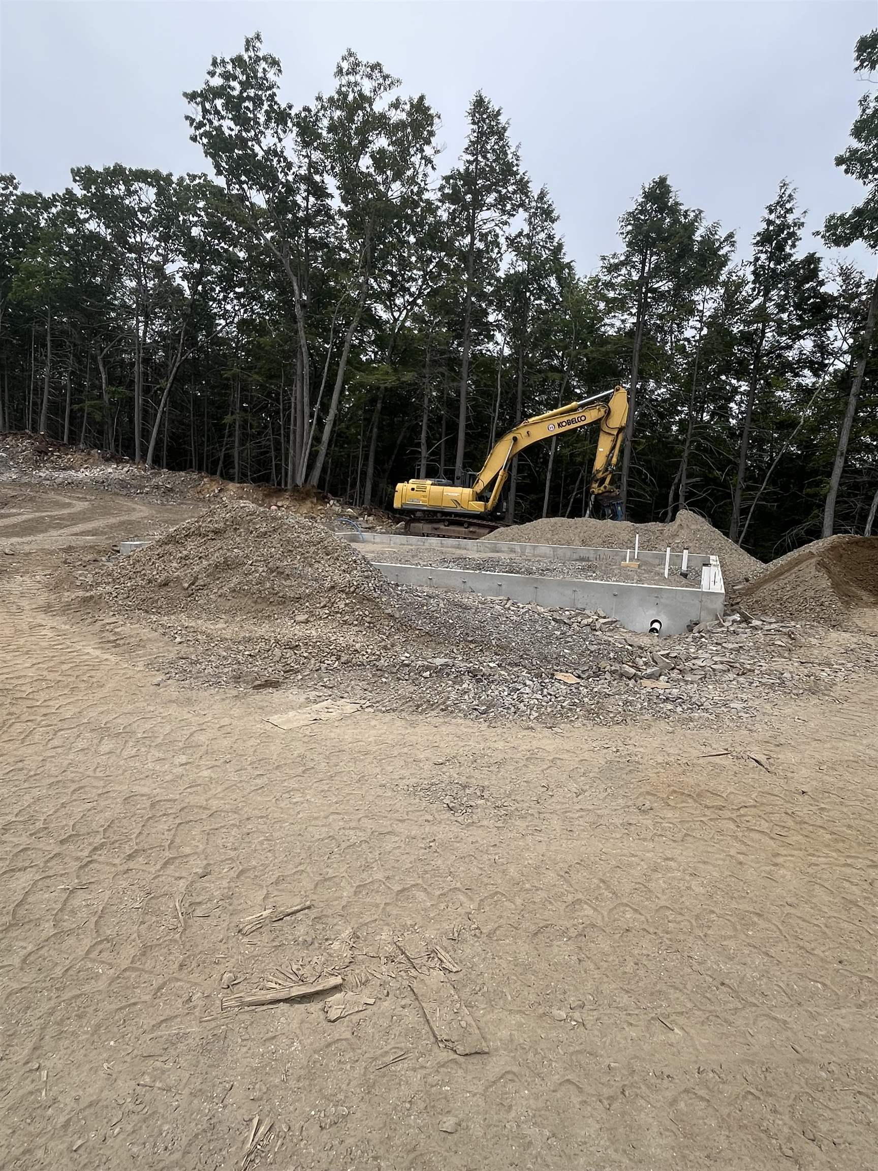 22 Mica Dr #7, Raymond, NH 03077