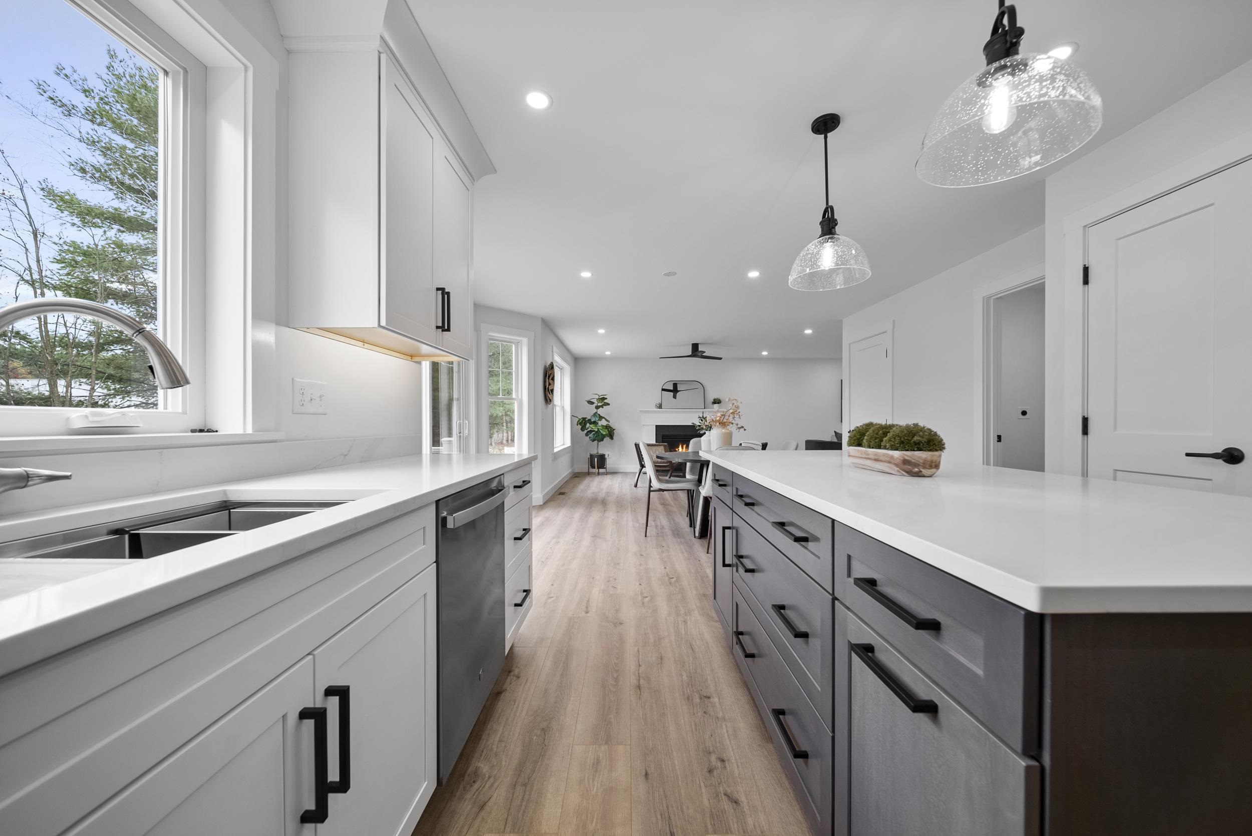 60 Geneva St, Manchester, NH 03102