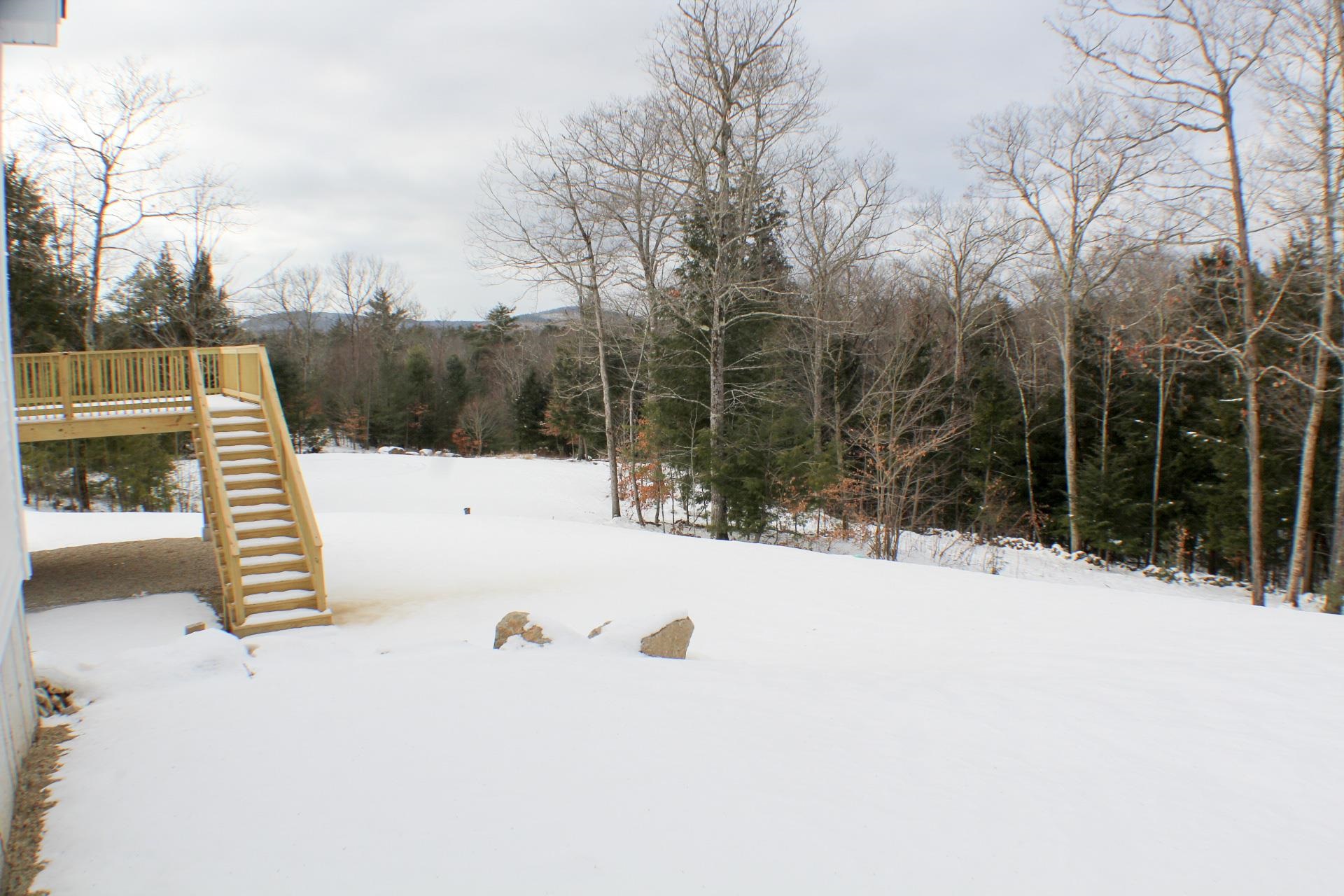 27 Tyler Ave, Epsom, NH 03234