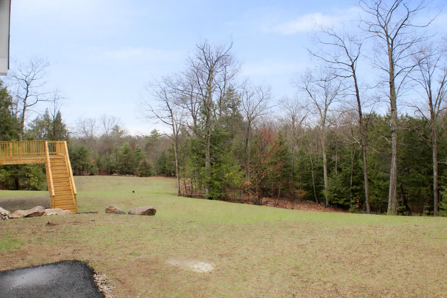 27 Tyler Ave, Epsom, NH 03234