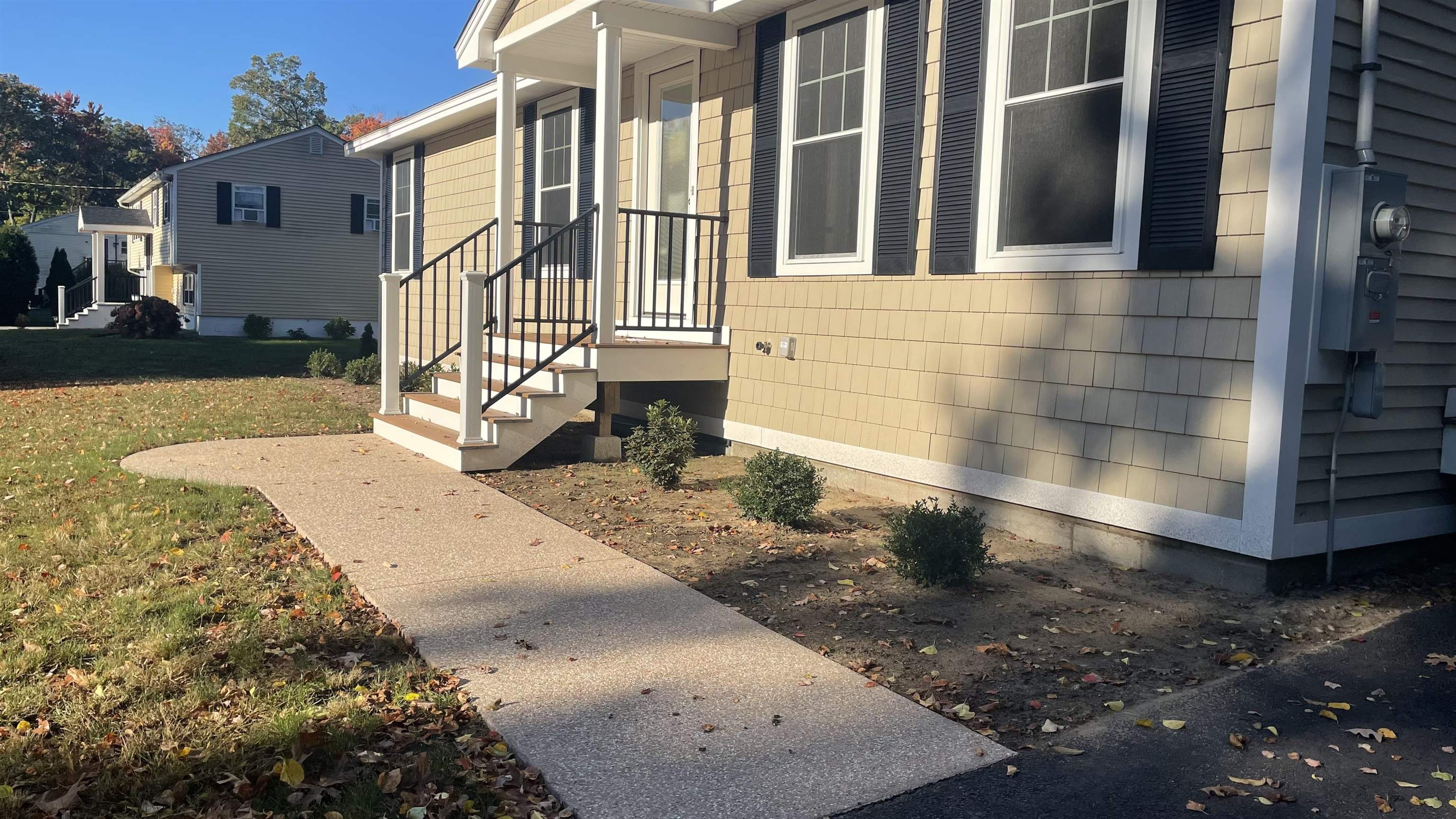 4 Mulberry Rd, Salem, NH 03079