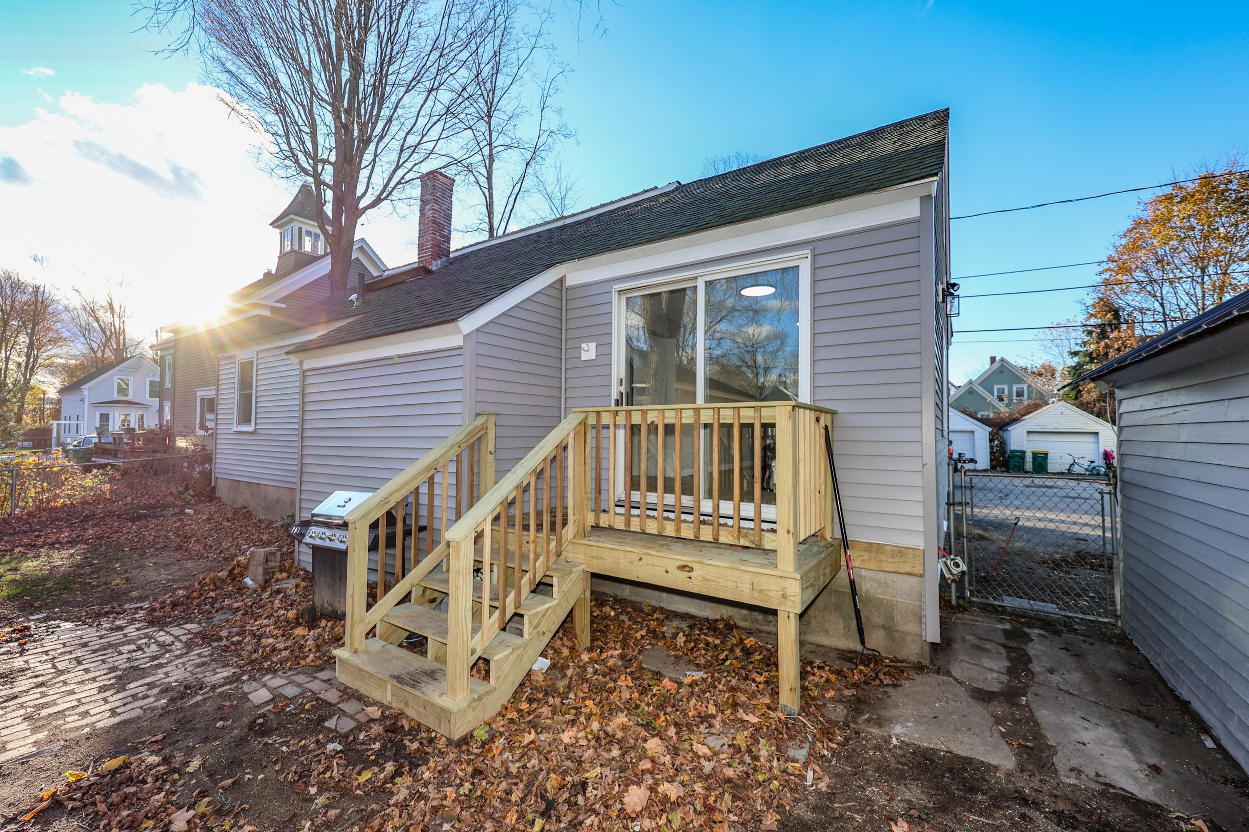 10 Sarah Ct, Rochester, NH 03867