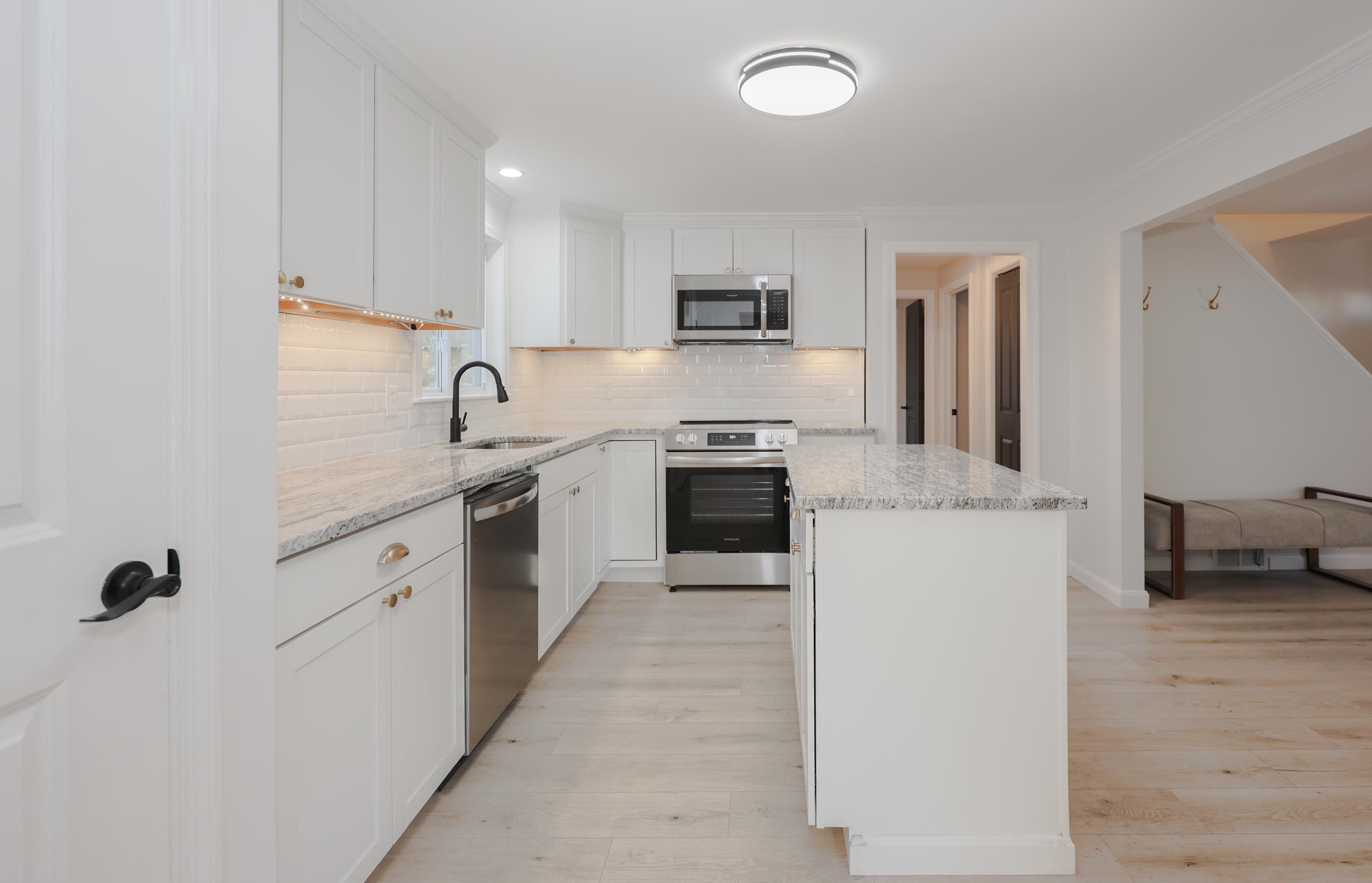 10 Sarah Ct, Rochester, NH 03867