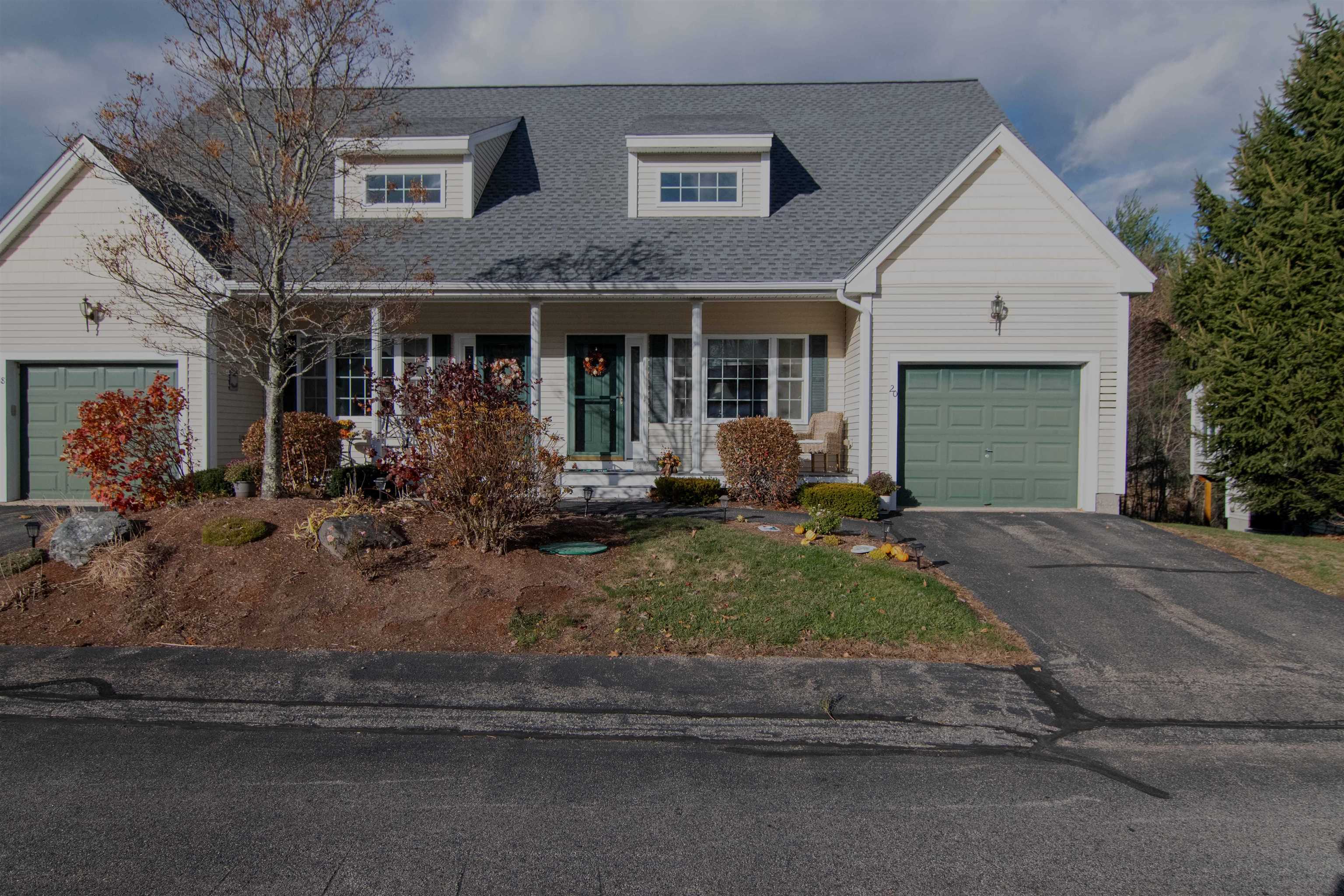 20 Locksley Ln, Raymond, NH 03077