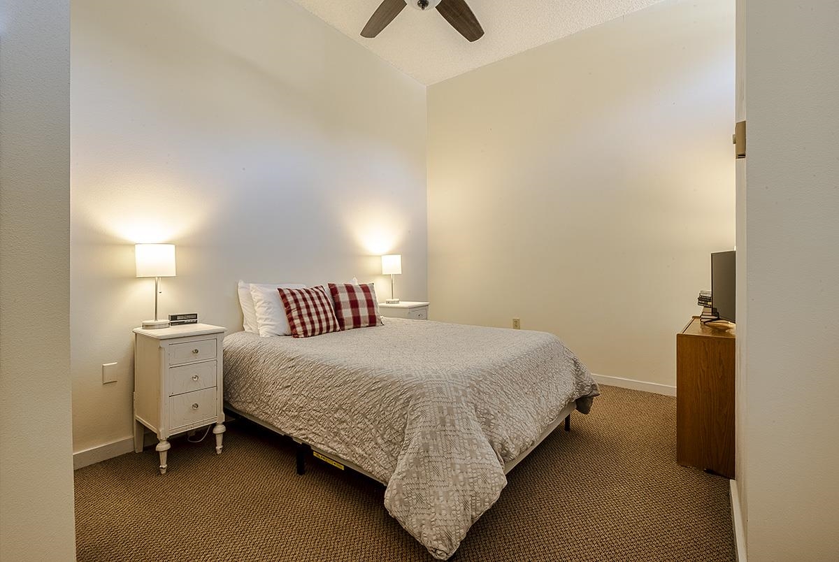 36 Lodge Rd, Lincoln, NH 03251