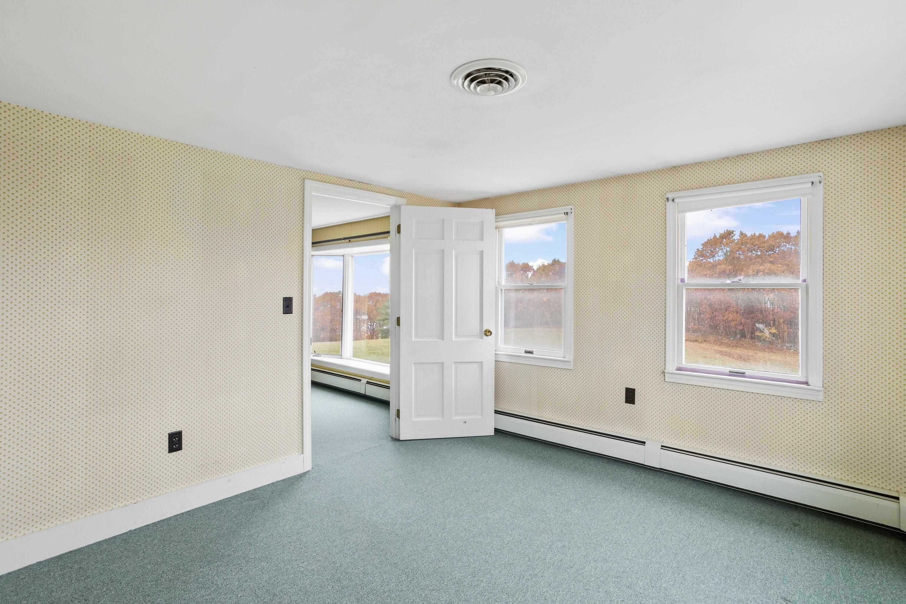 268 Mountain Rd, Pittsfield, NH 03263