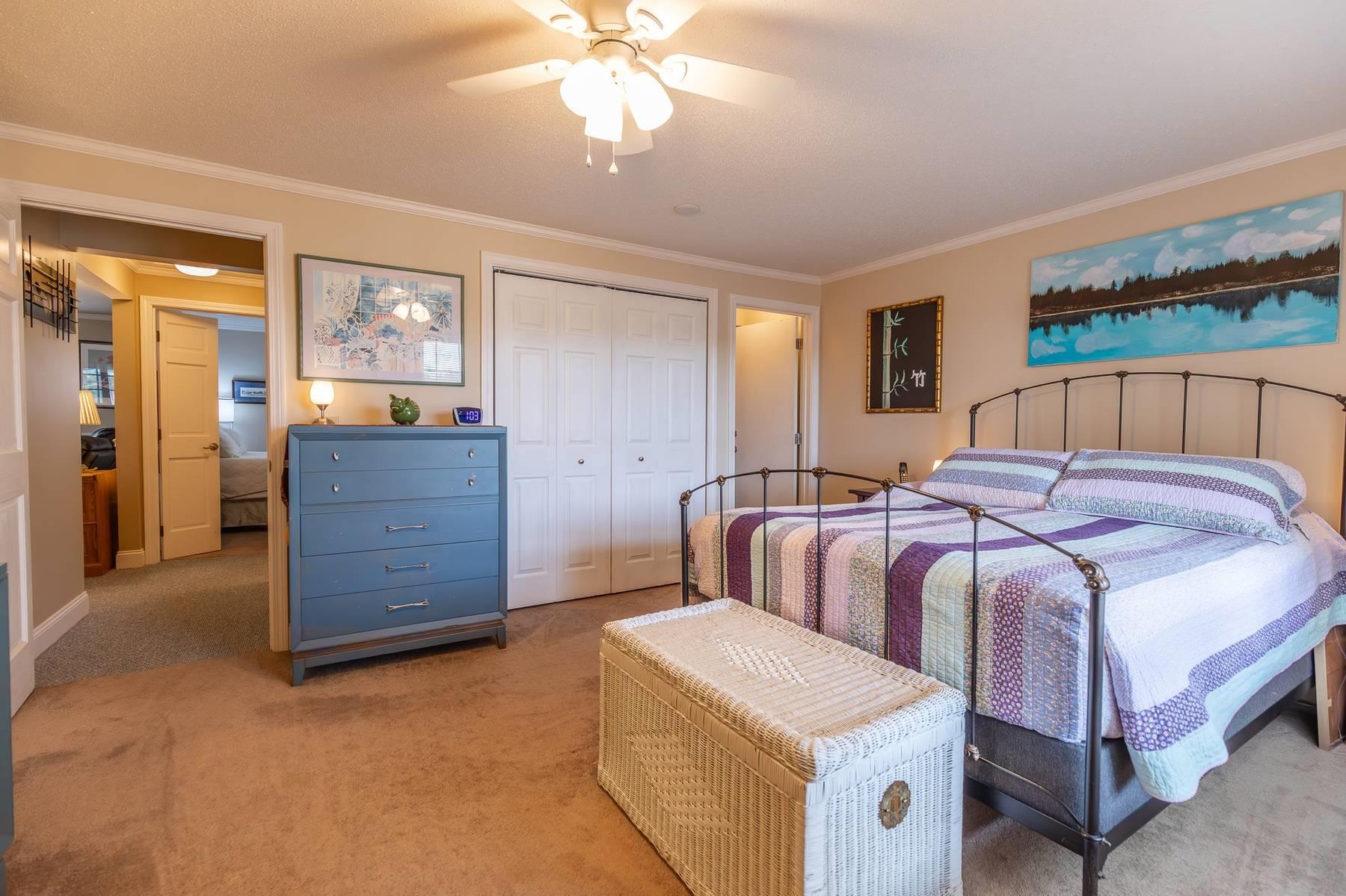 205 Southfield Ln, Peterborough, NH 03458