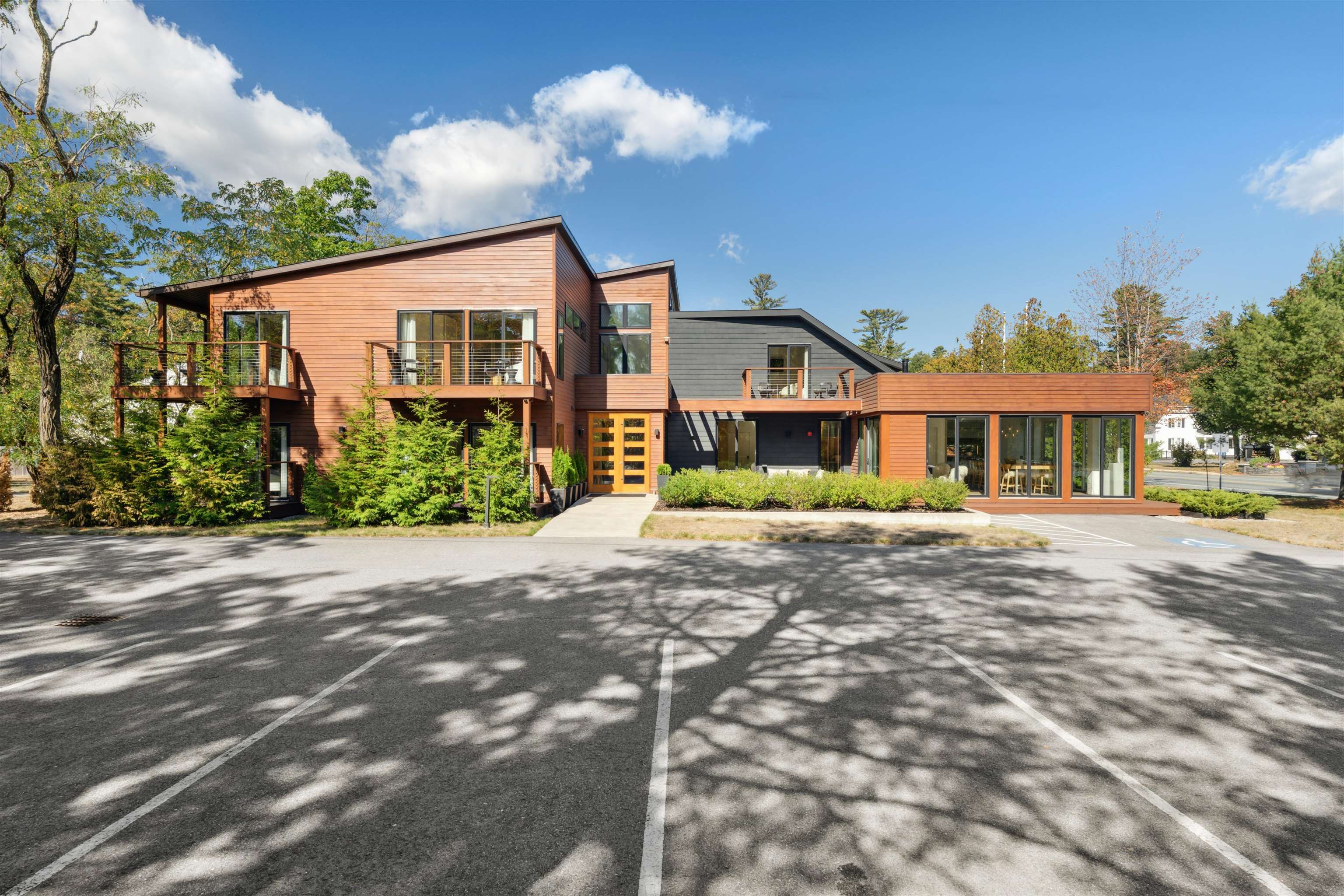 2906 White Mountain Hw, Conway, NH 03860