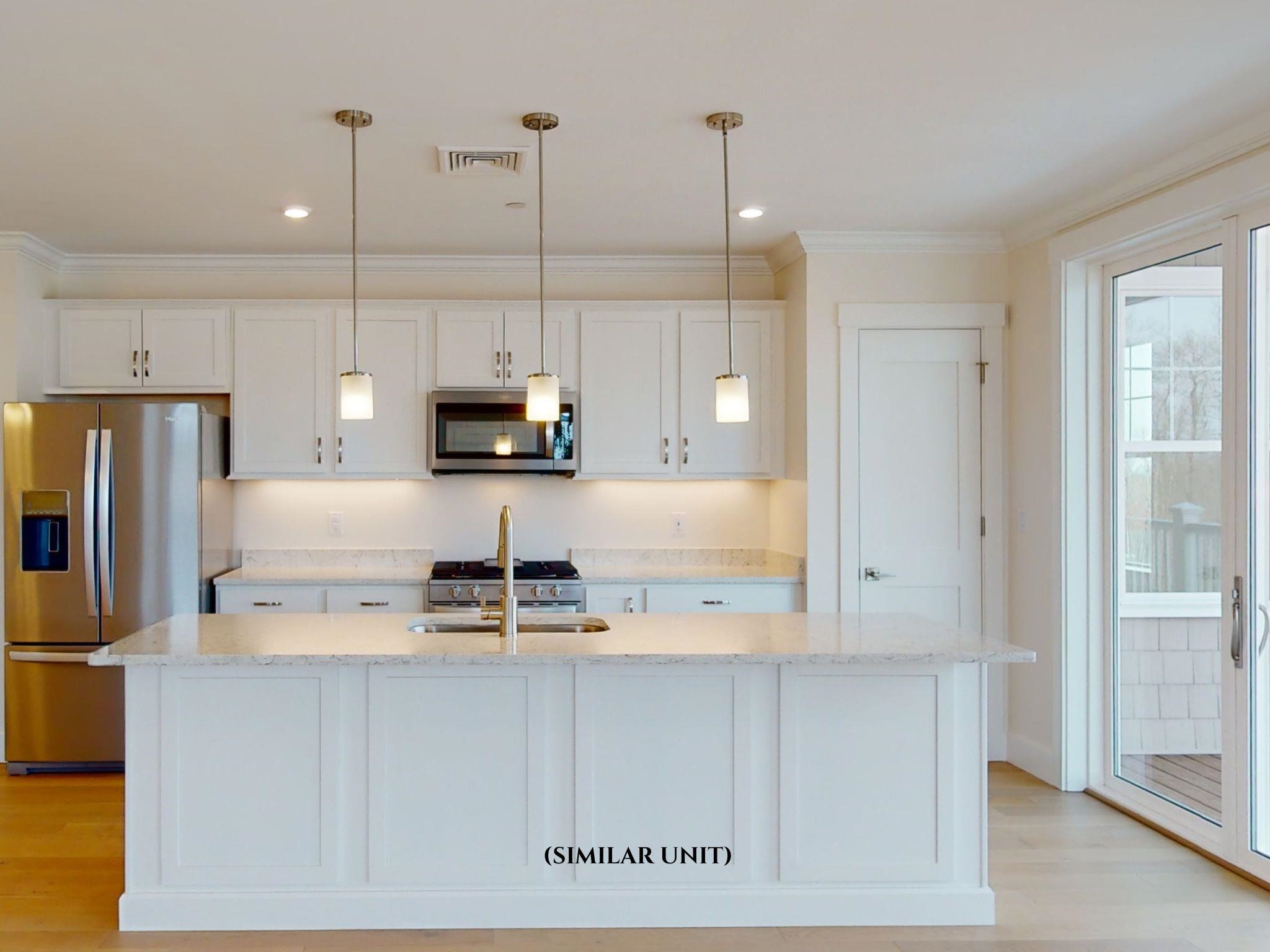 1 Longview Dr, Atkinson, NH 03811