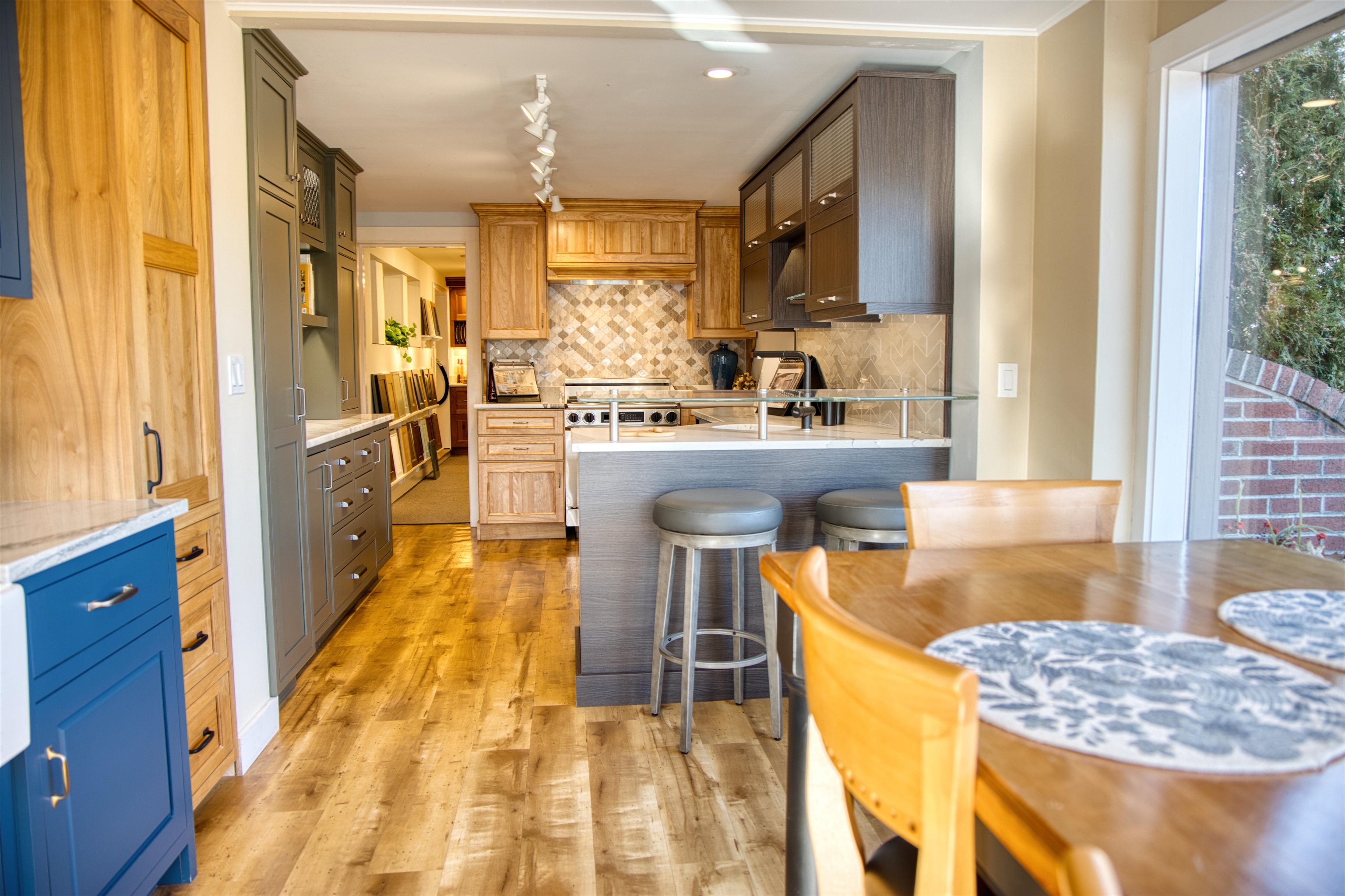 6 Grove Street — photo 3