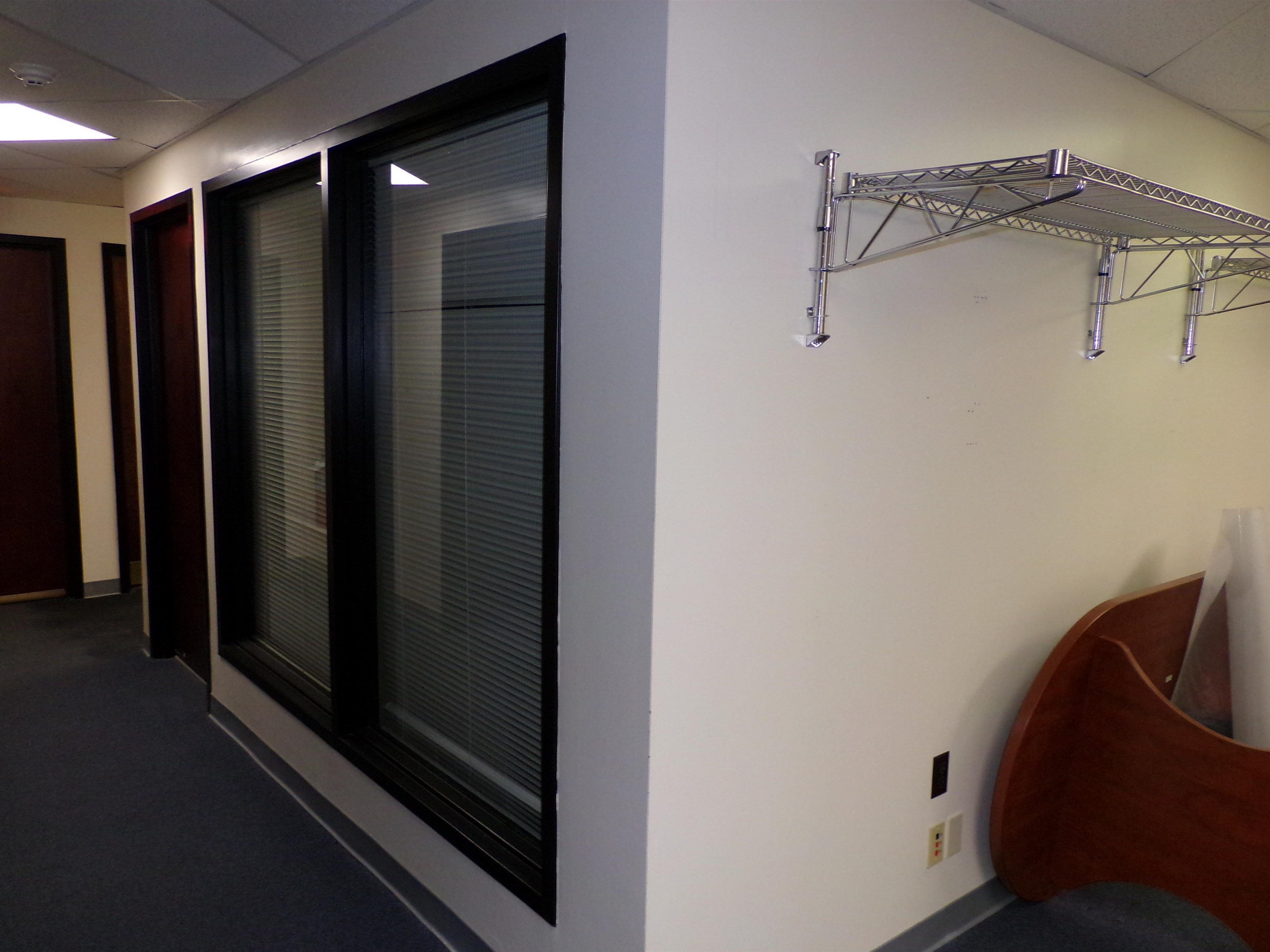 401 Gilford Avenue — photo 1