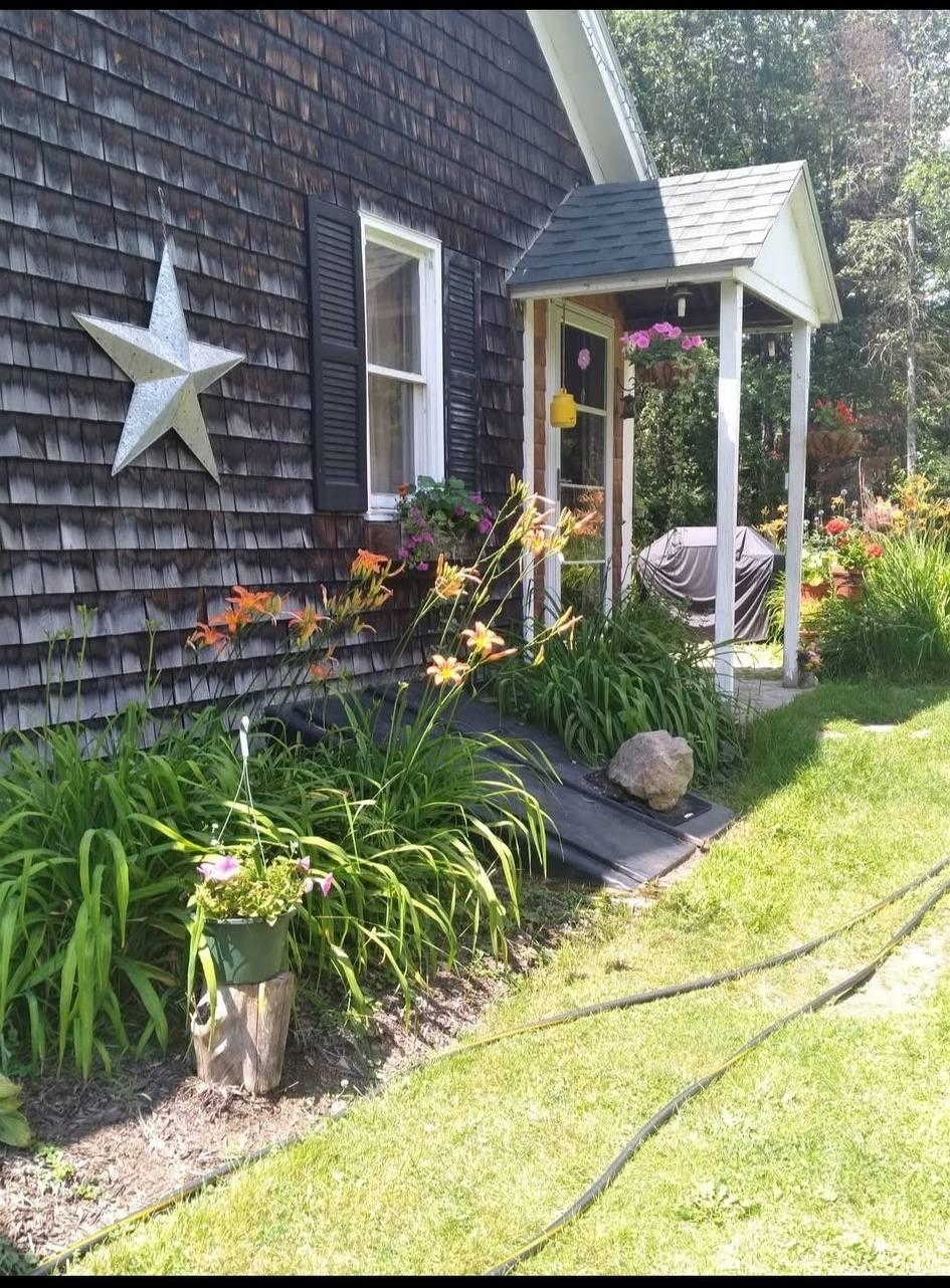 205 Hurd Hill Rd, Lyman, NH 03585