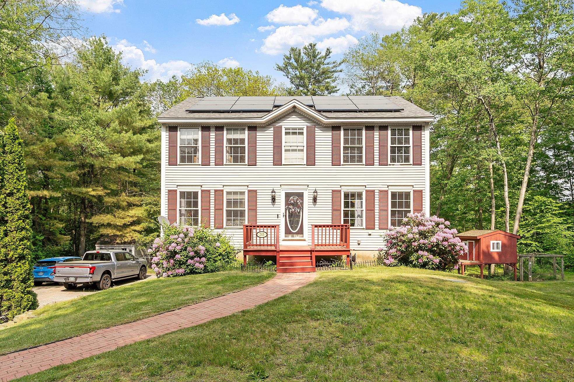 245 West River Rd, Hooksett, NH 03106