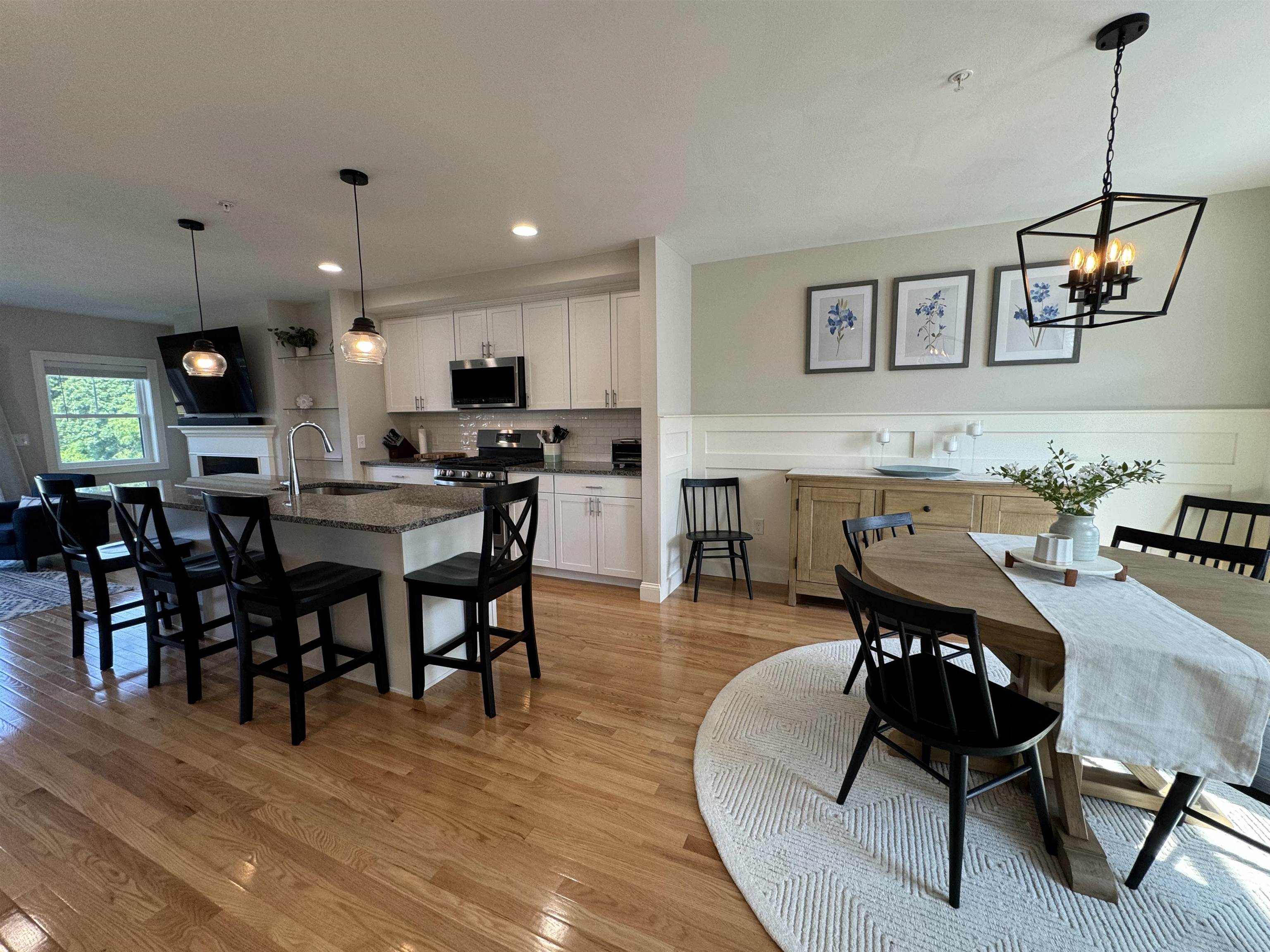 35 Lenox Dr, Dover, NH 03820