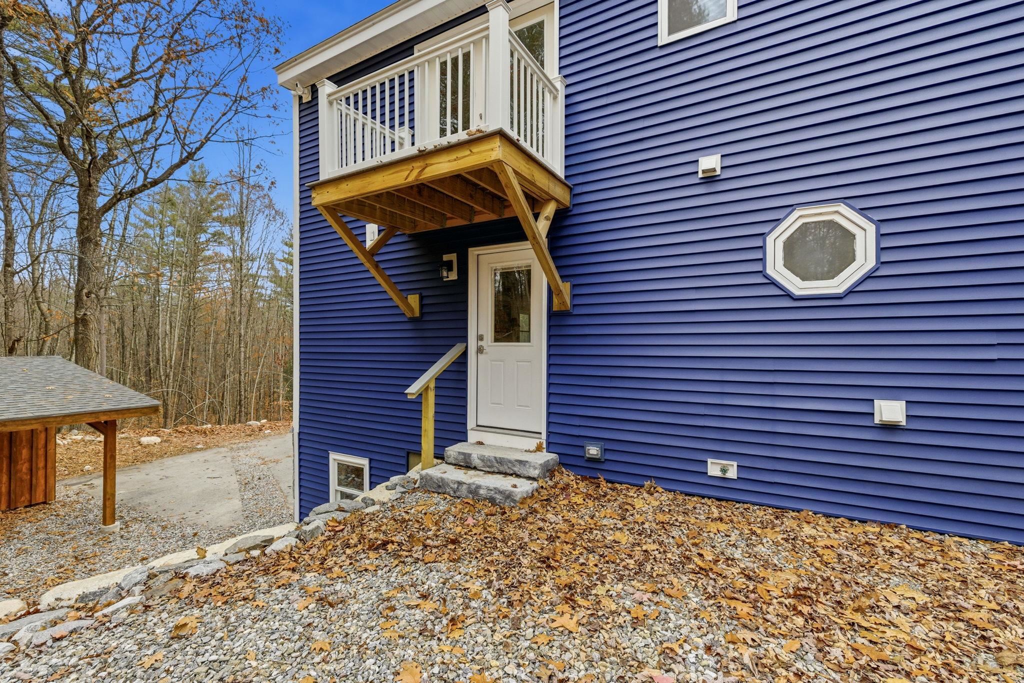 532 Frank C Gilman Hw, Alton, NH 03809