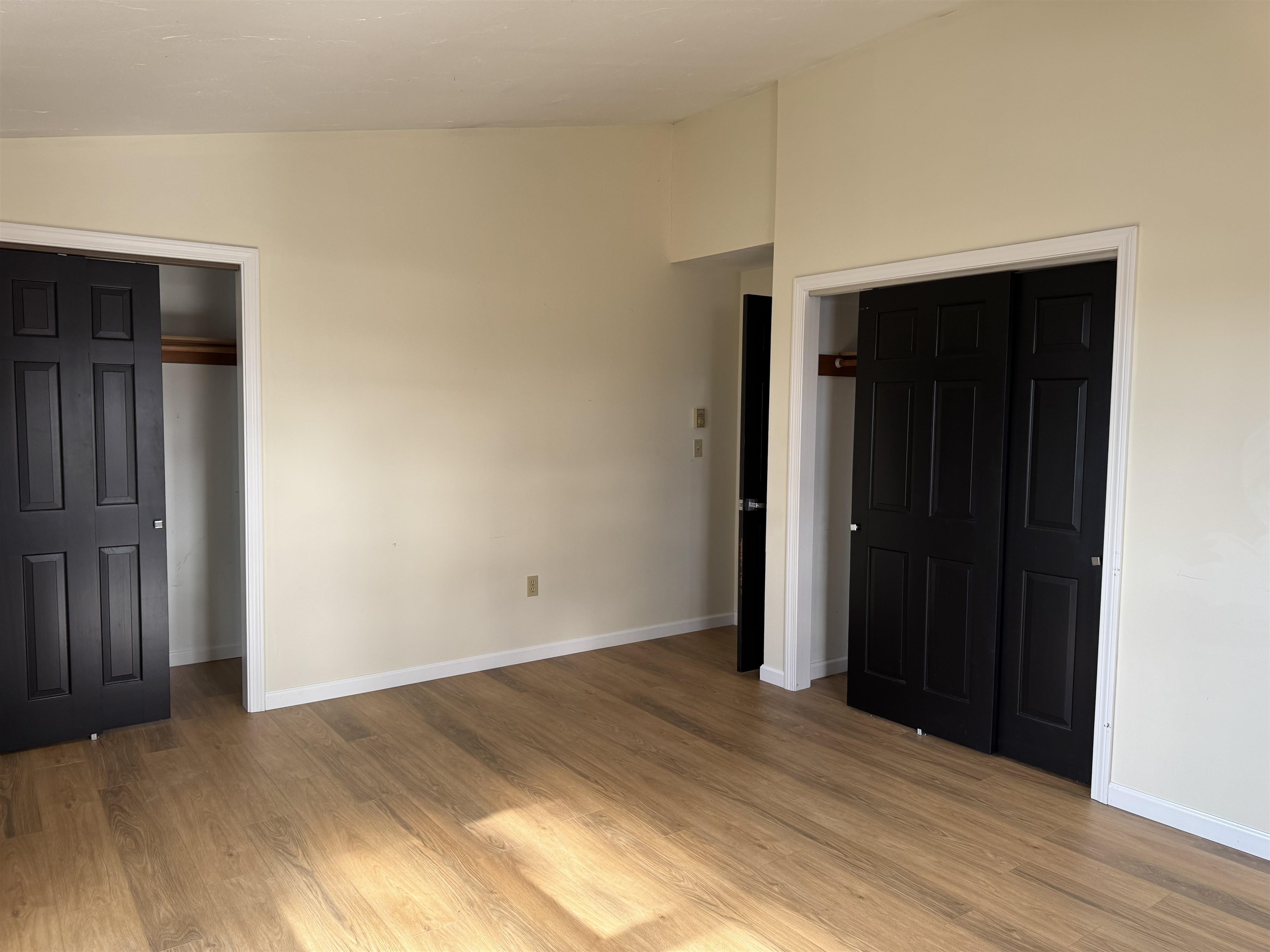 147 Weirs Blvd, Laconia, NH 03246