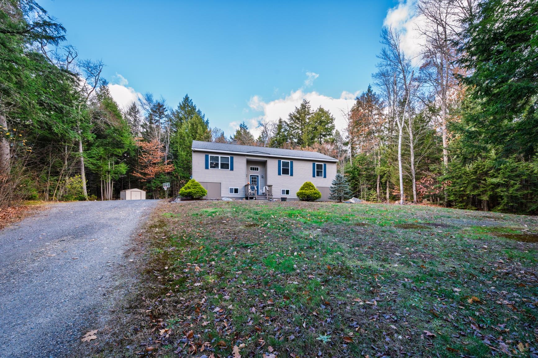 221 Campground Rd, Wilmot, NH 03287