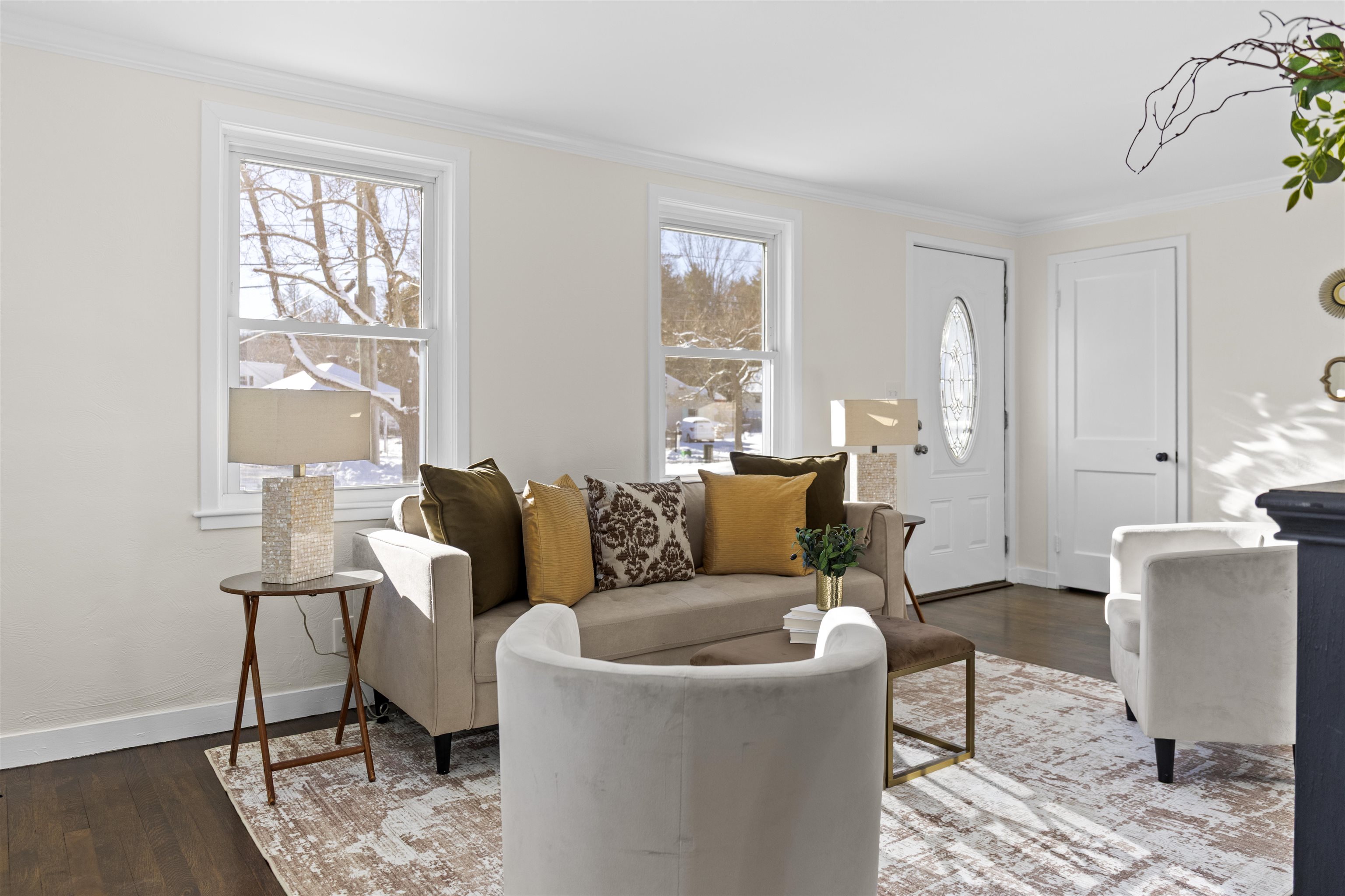 7 Hall Ct, Portsmouth, NH 03801