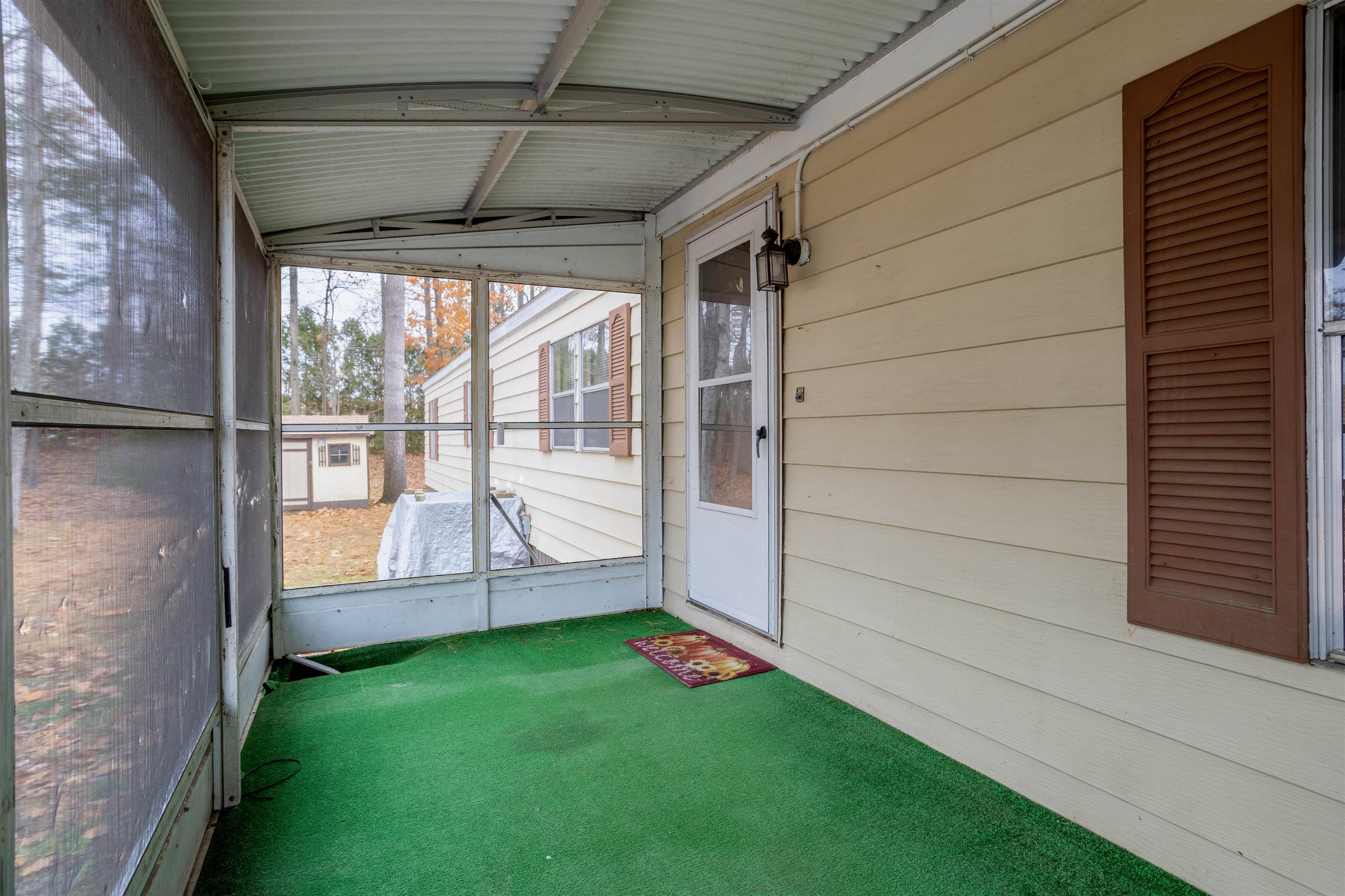 5 S Blueberry Ln, Rochester, NH 03867