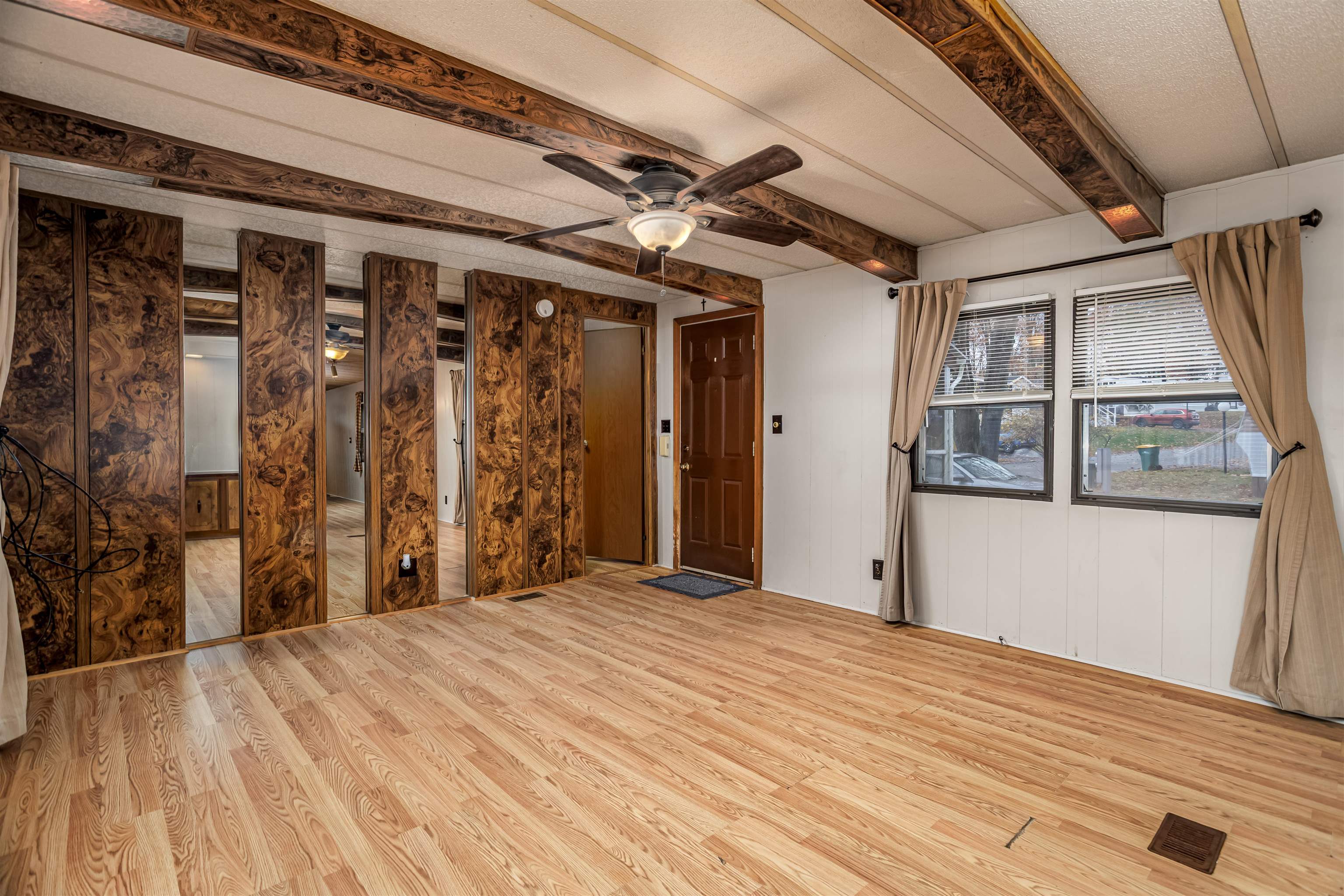 5 S Blueberry Ln, Rochester, NH 03867