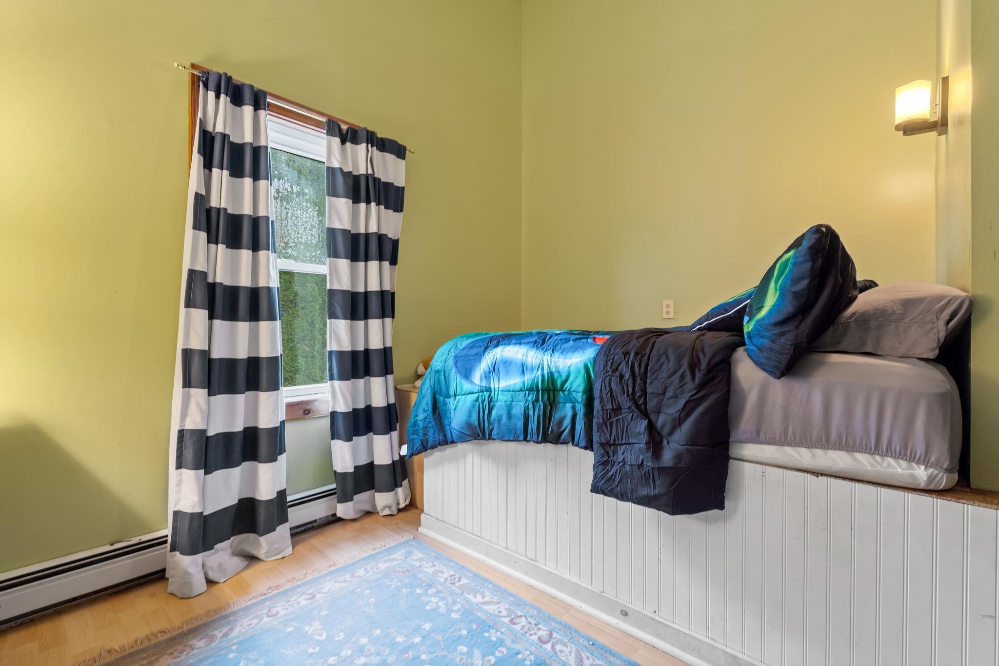 56 Haigh Rd, Brentwood, NH 03833