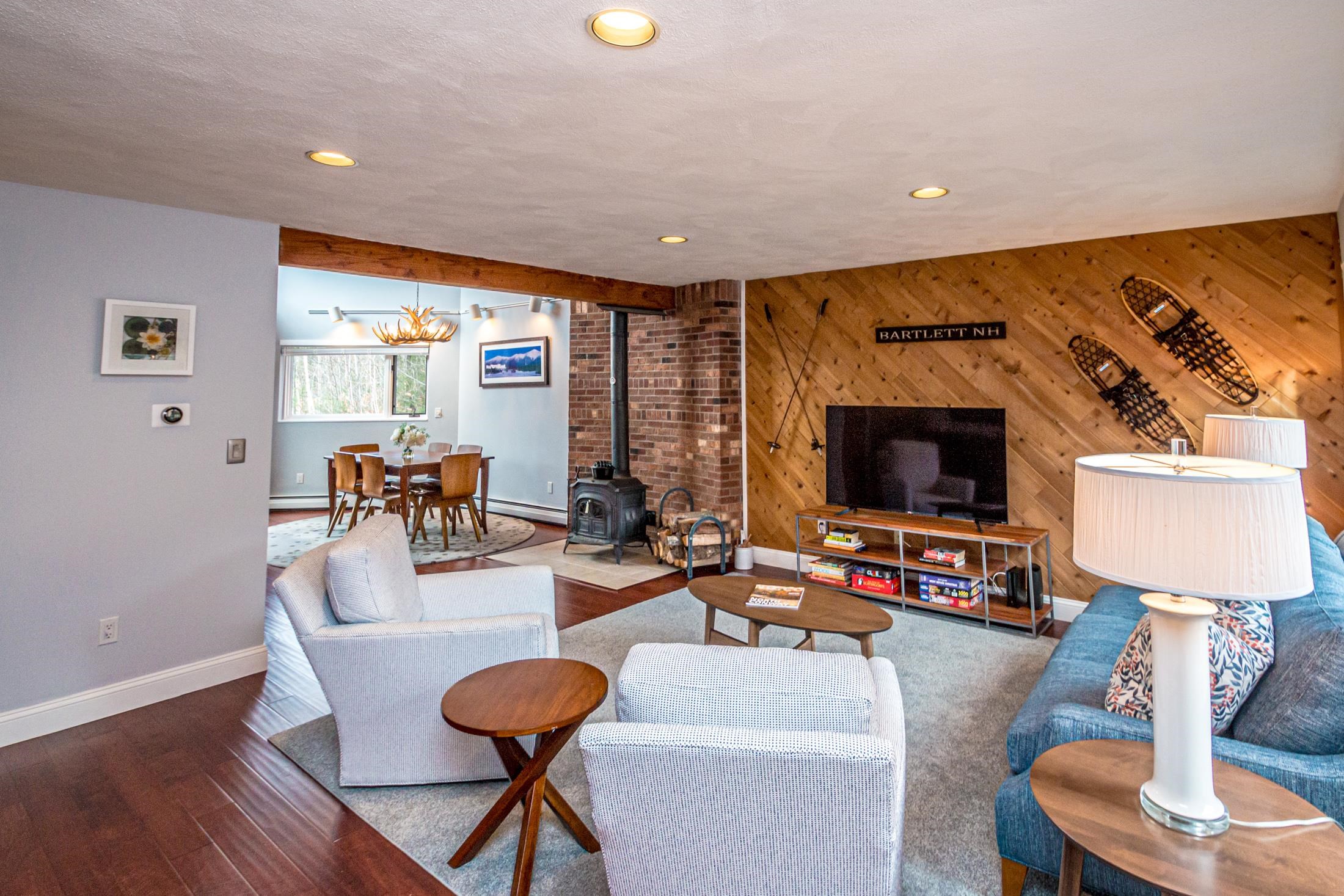 9 Top Notch Rd, Bartlett, NH 03812