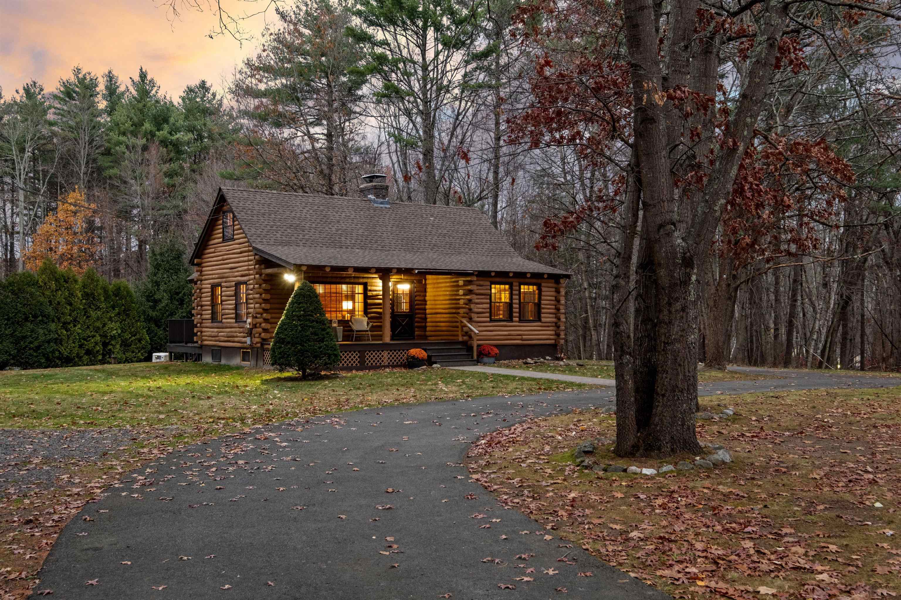 MLS 5069526: 6 Londonderry Road, Windham NH
