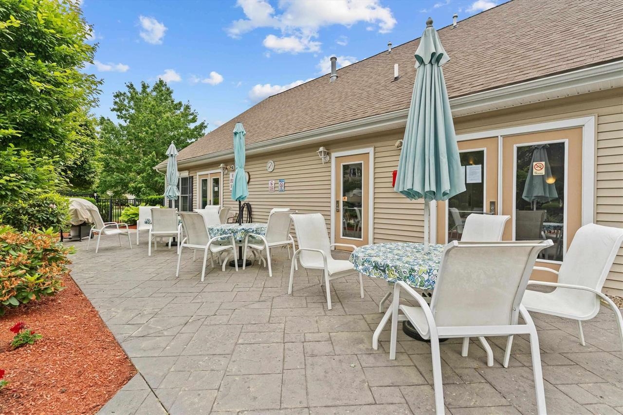 59 Cluff Rd, Salem, NH 03079