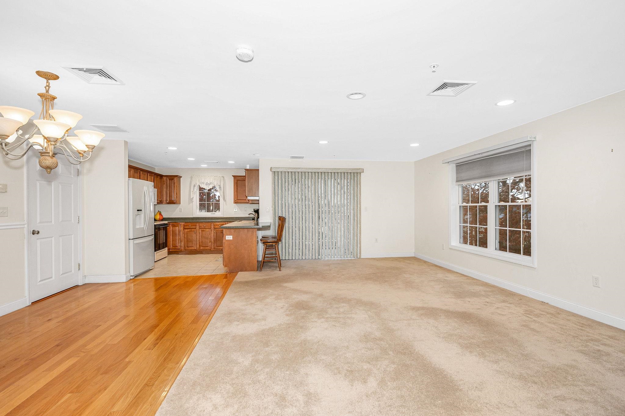 59 Cluff Rd, Salem, NH 03079