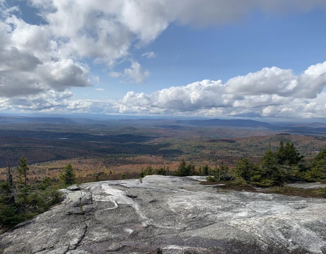 165 Bullocks Crossing Rd, Grafton, NH 03240