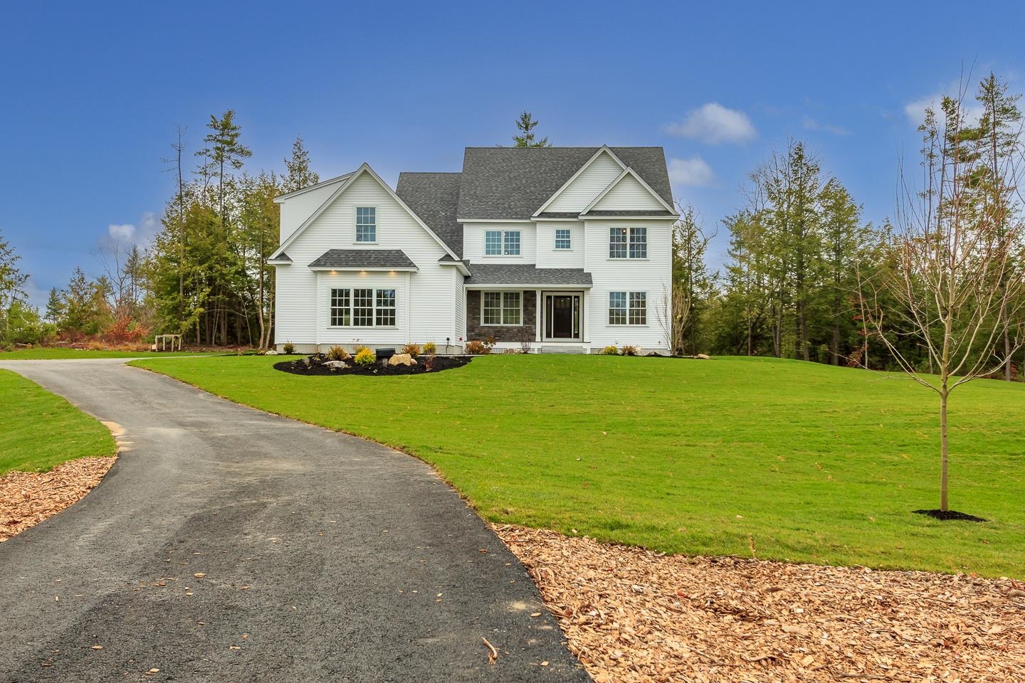 42 Westover Ln, Bow, NH 03304
