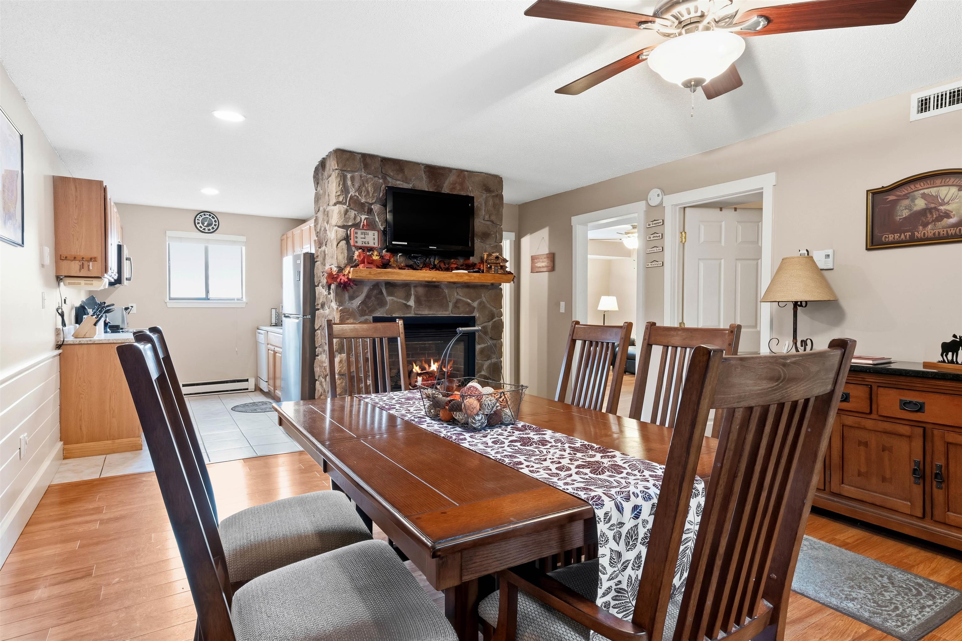 70 Wylie Ct, Conway, NH 03818