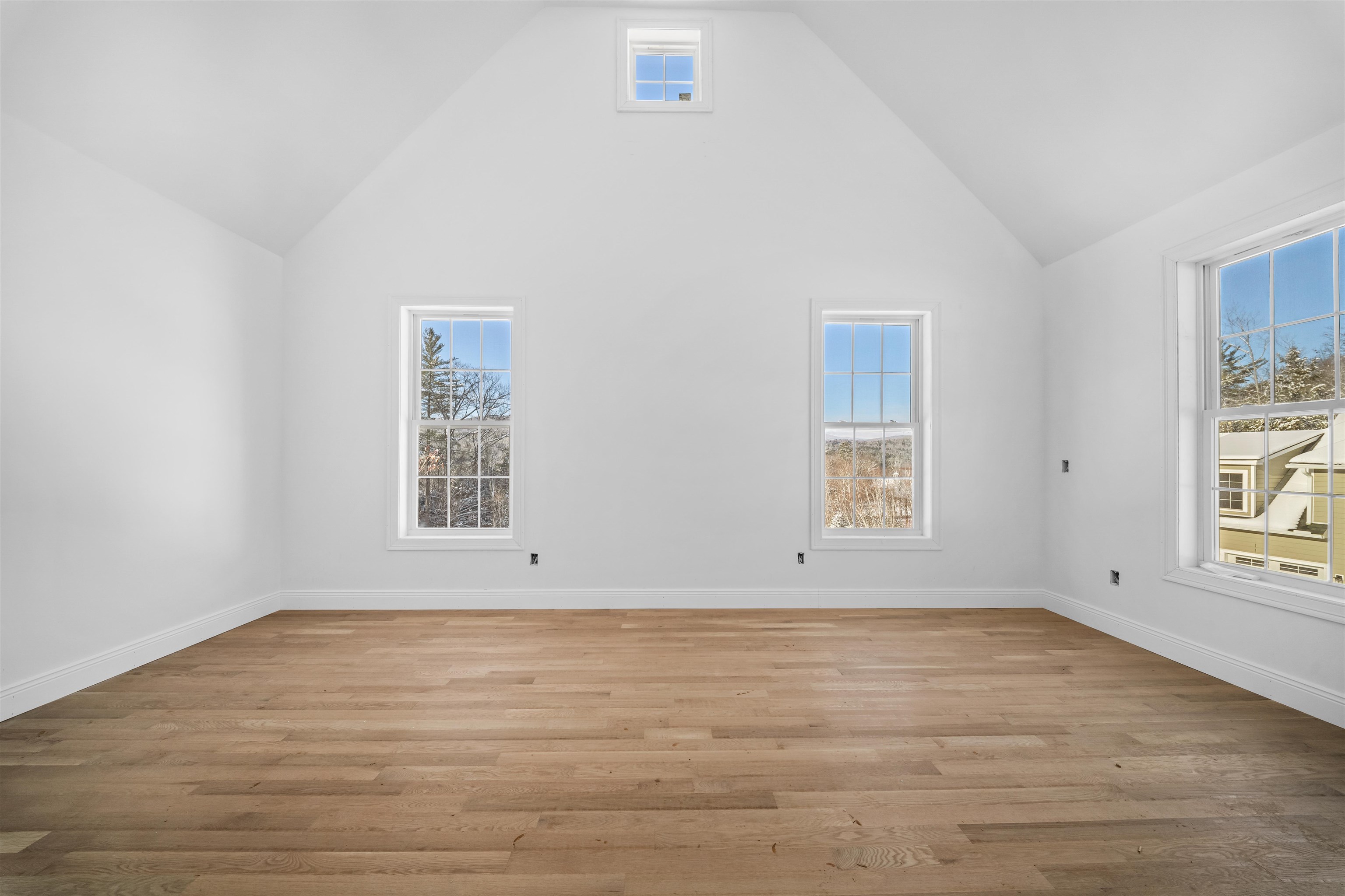 17 Rising Ridge Rd, Campton, NH 03223