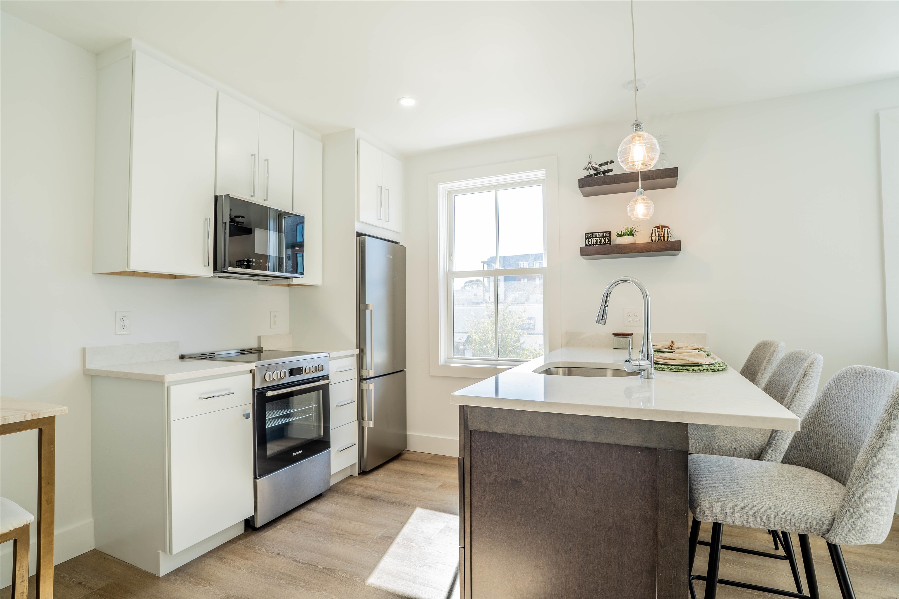 238 Deer St #205, Portsmouth, NH 03801