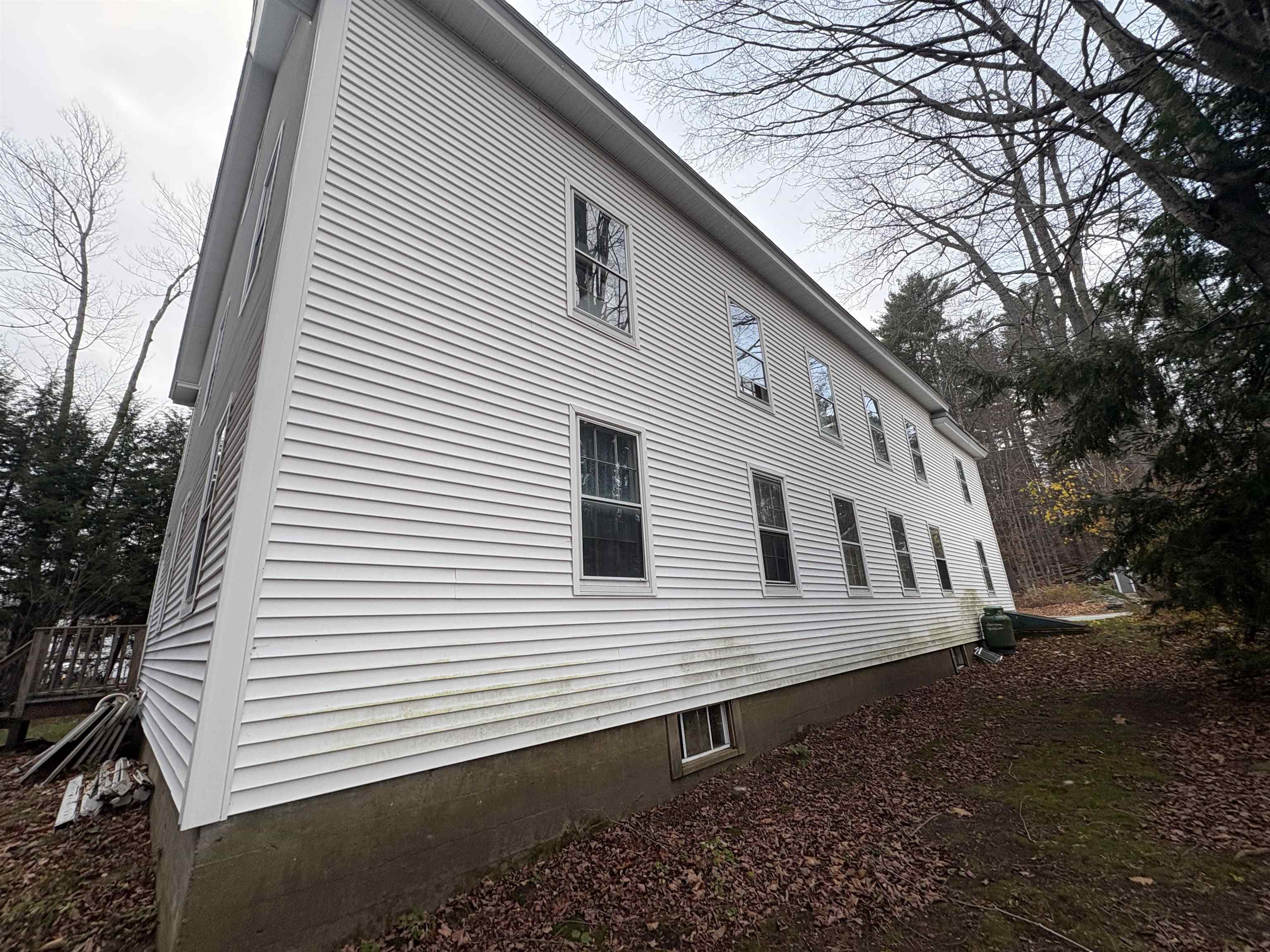 40 Charlonne St, Jaffrey, NH 03452