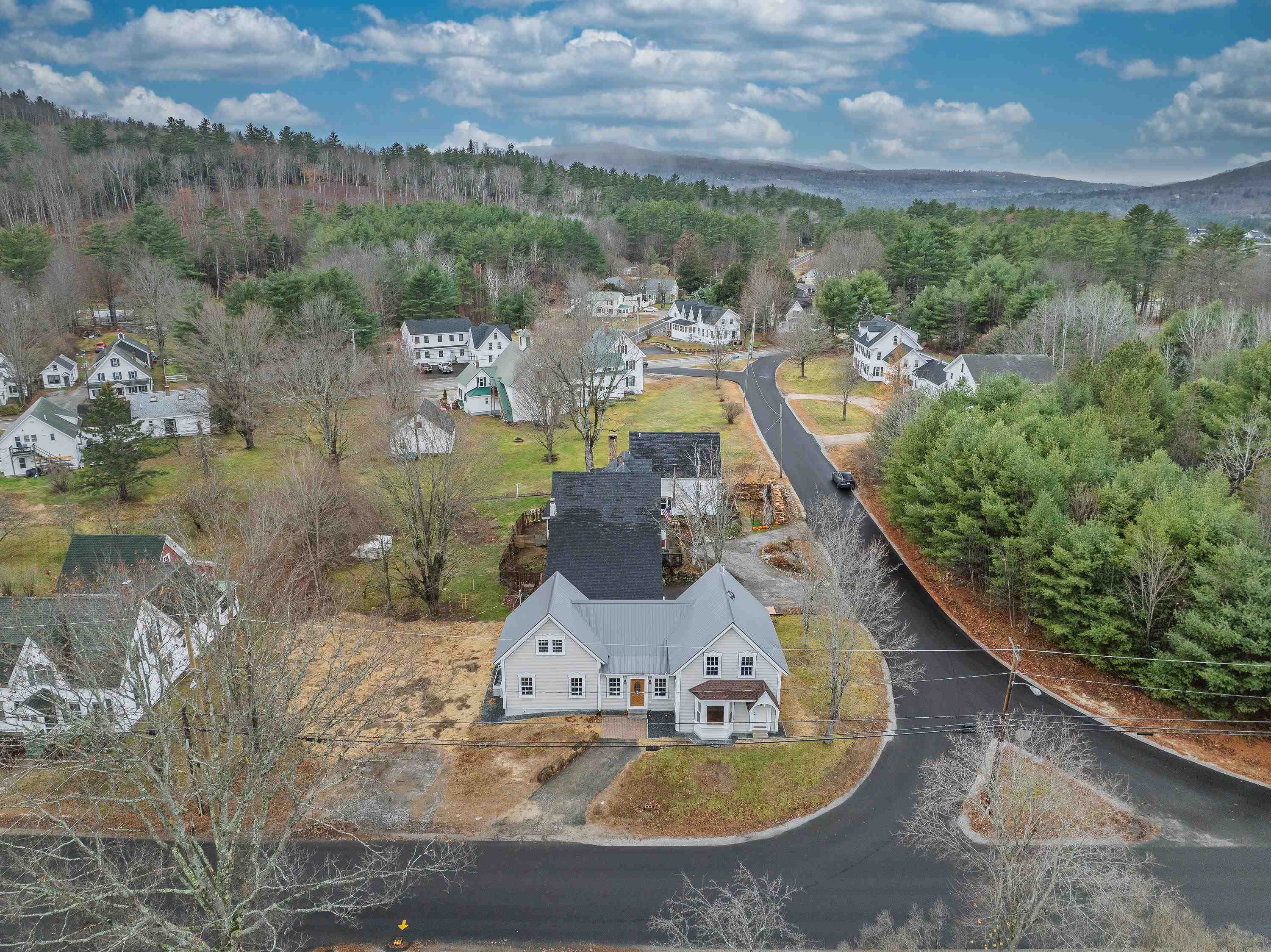 35 Mad River Rd, Campton, NH 03223