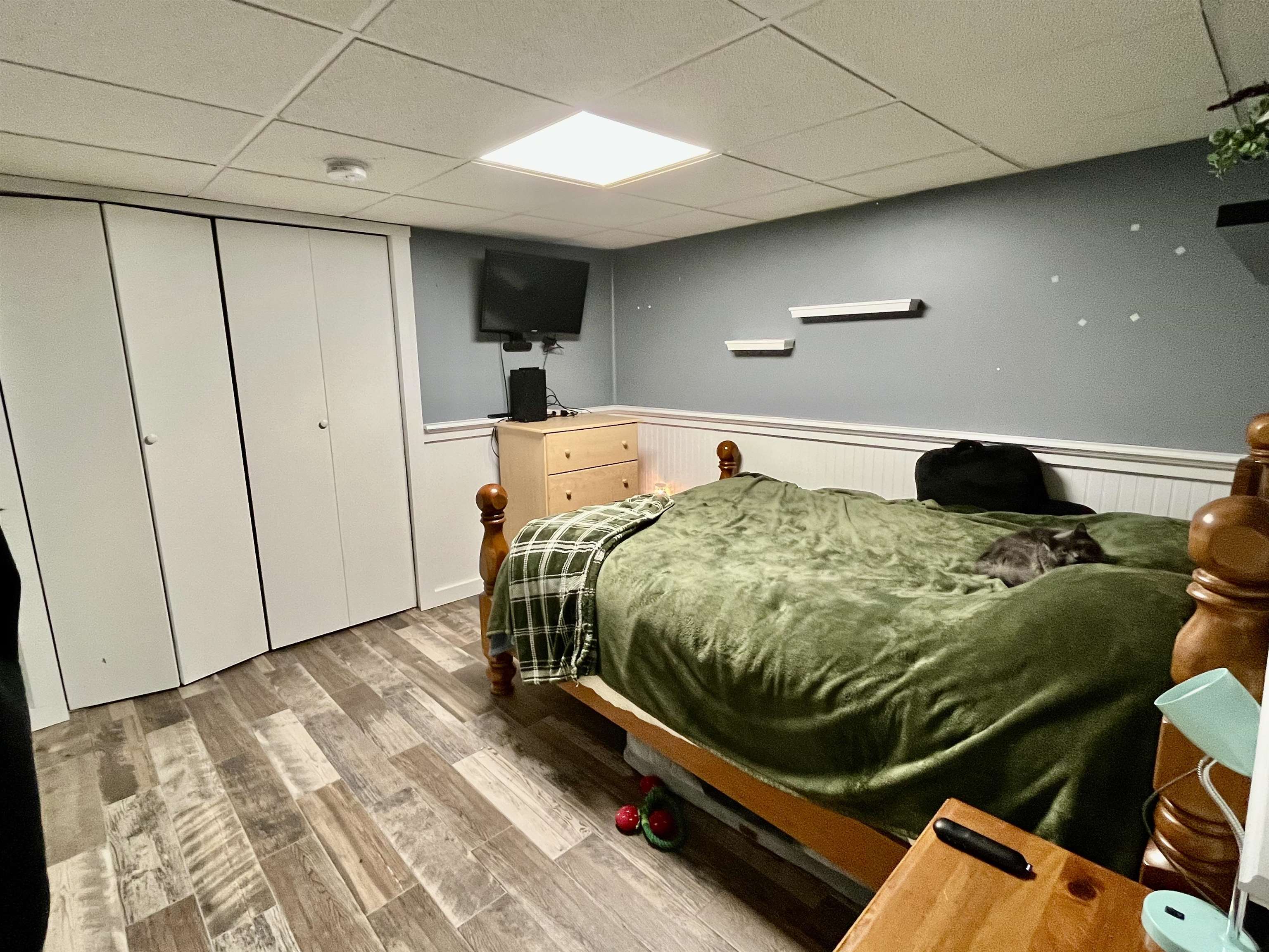 11 Owens Rd, Milan, NH 03588