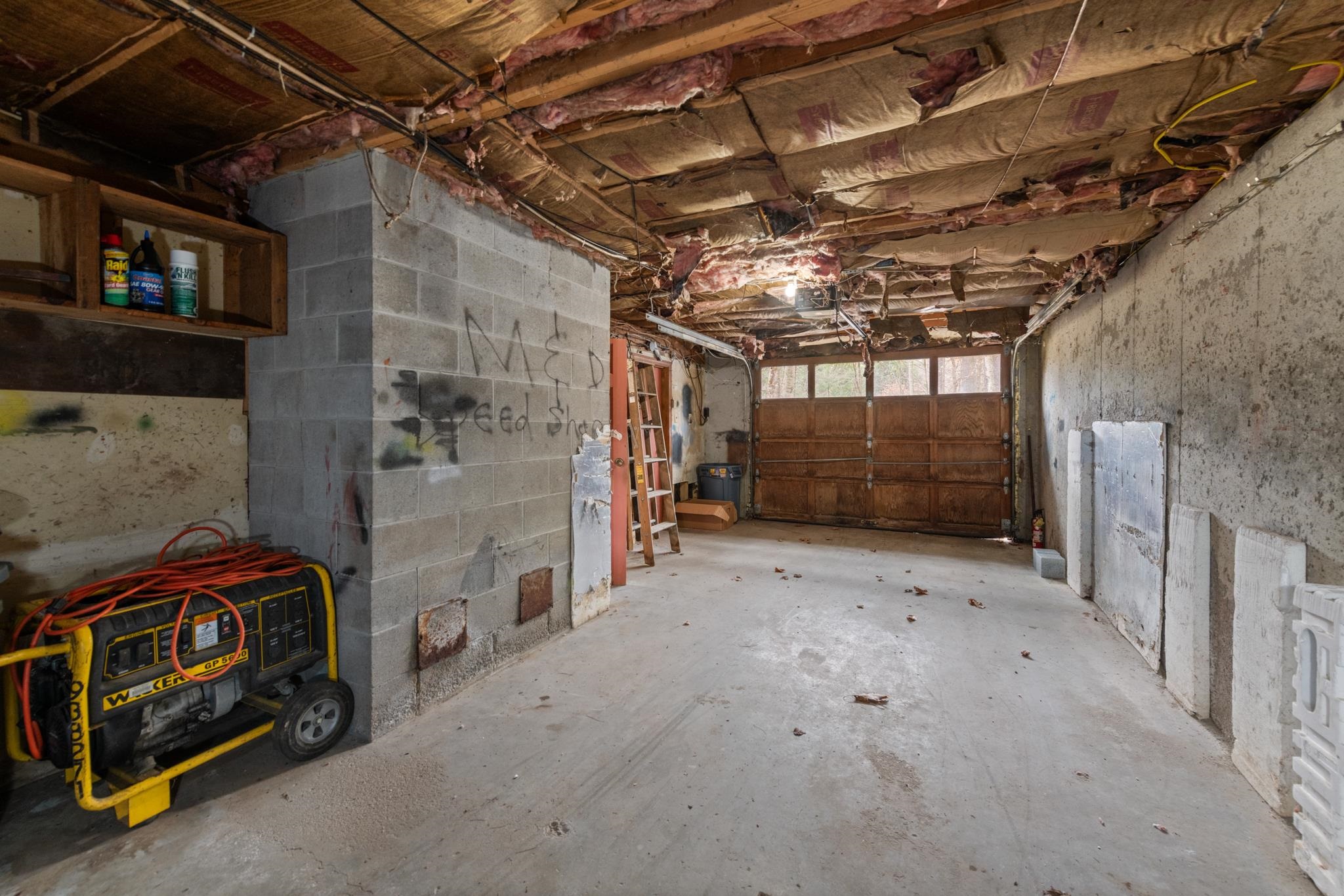 one car garage located in the lower level