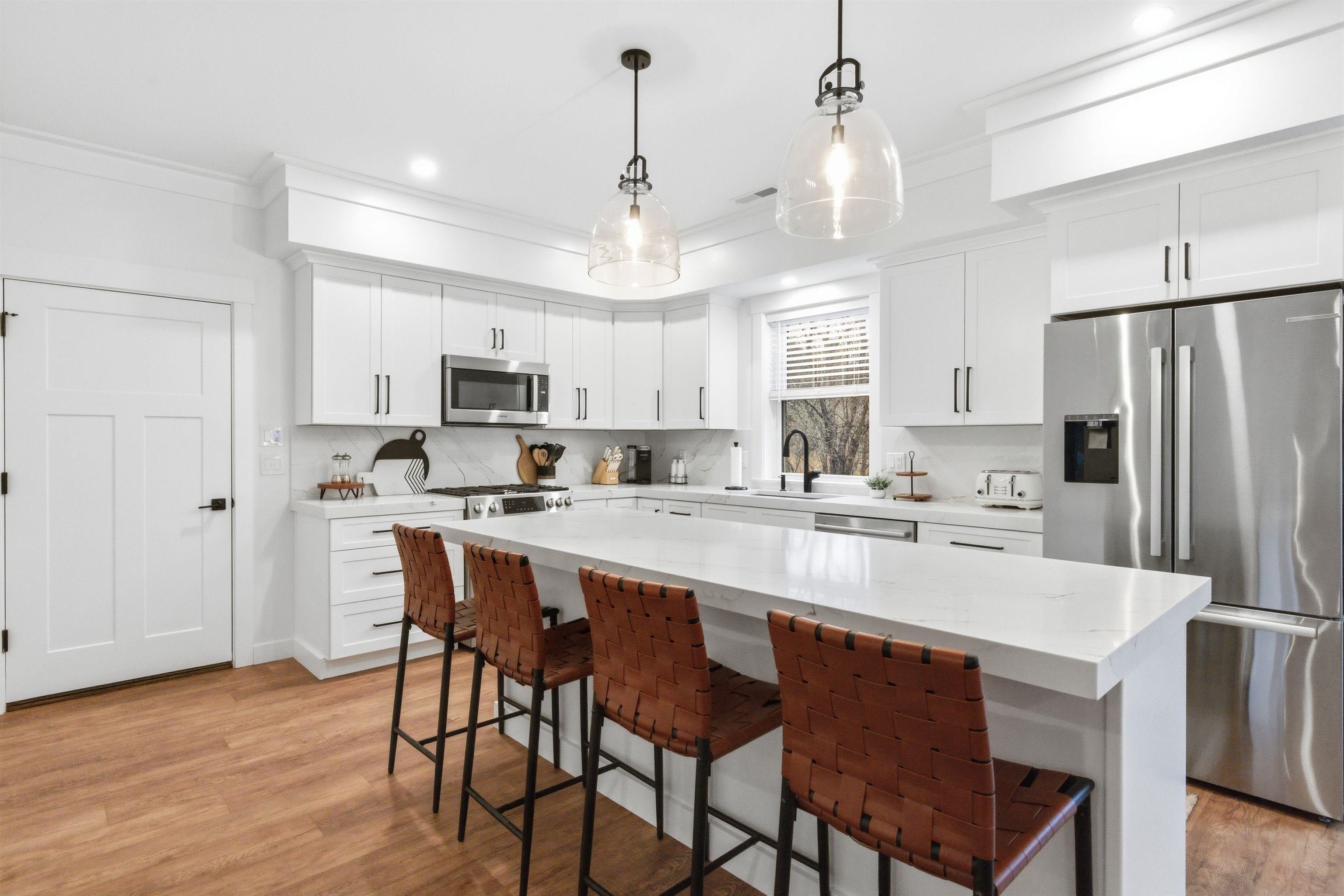 3 Western Terrace — photo 1