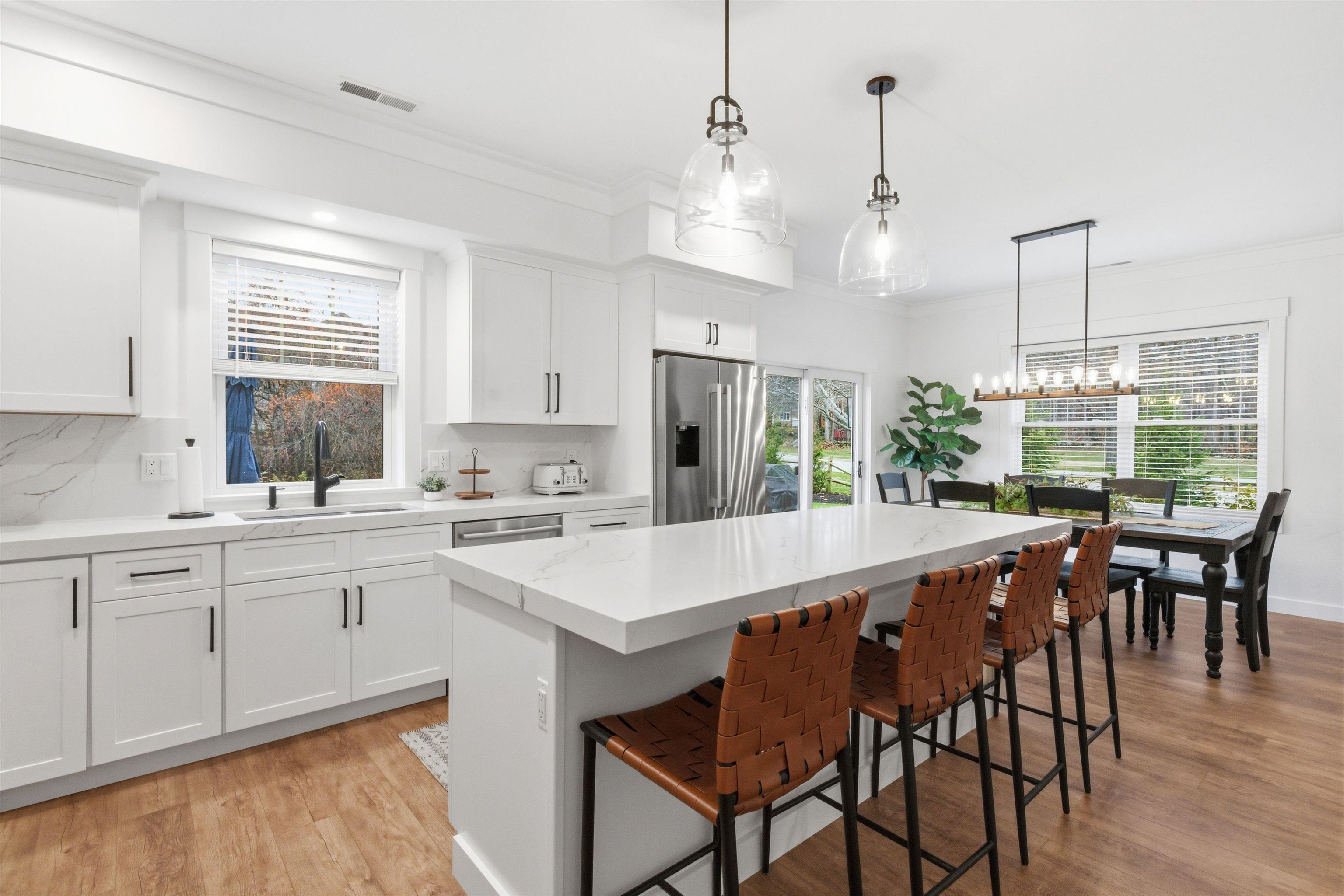 3 Western Terrace — photo 2