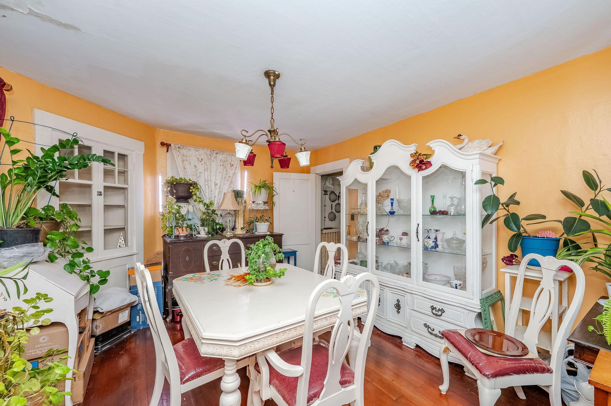 15 Linden St, Rochester, NH 03867