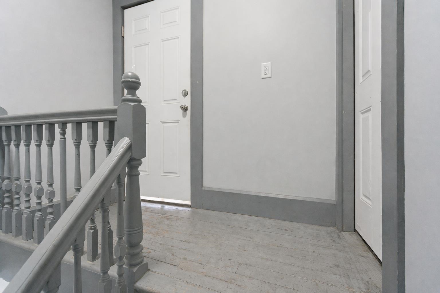 618 Prescott St, Manchester, NH 03103